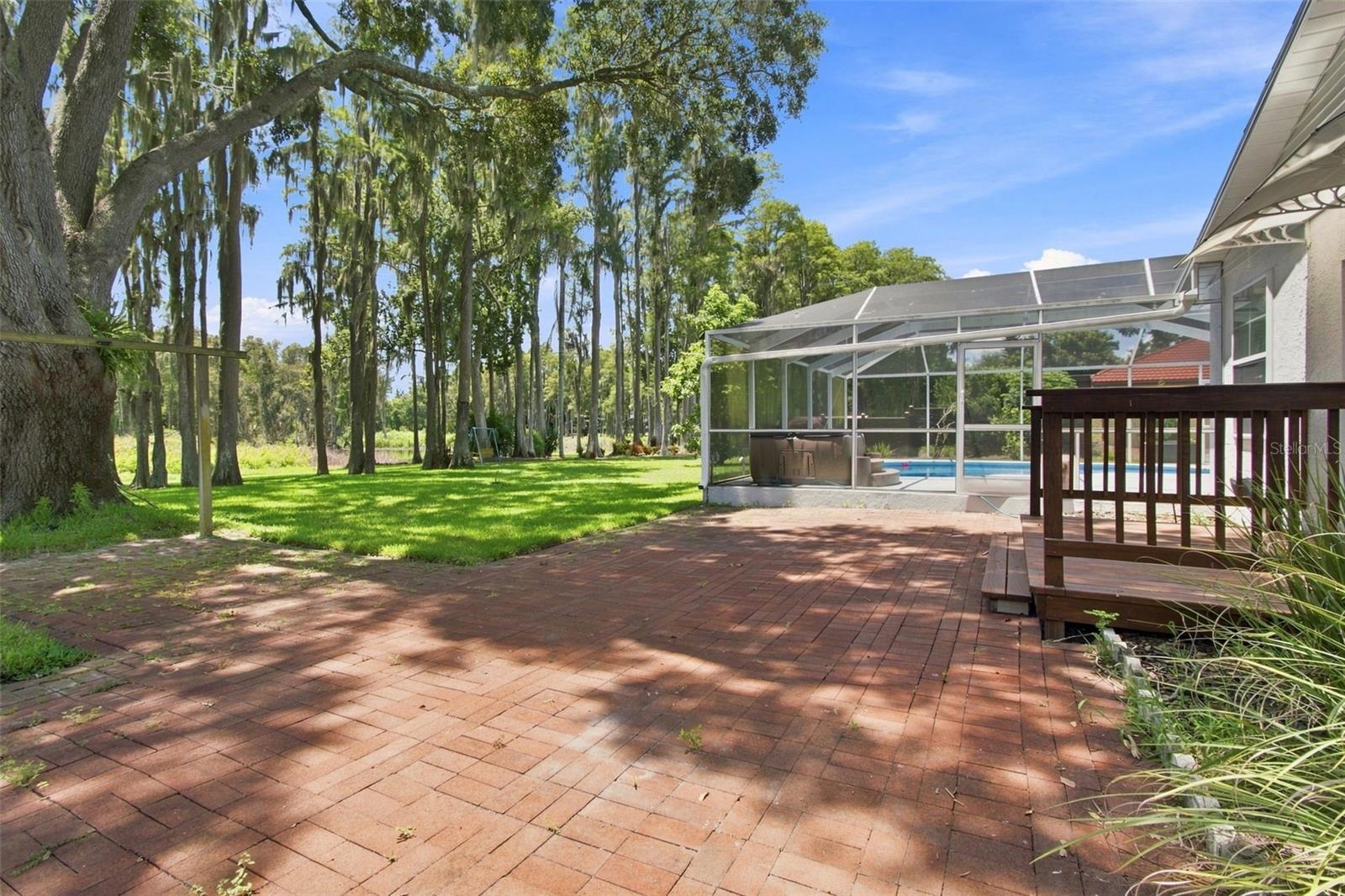 210 LAKE HOBBS RD