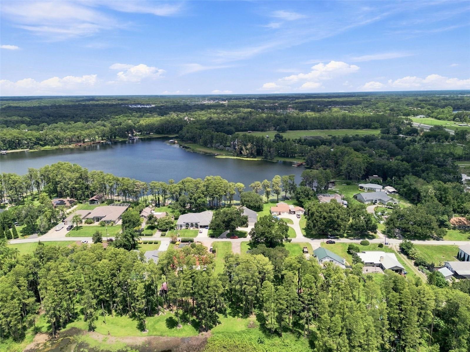 210 LAKE HOBBS RD