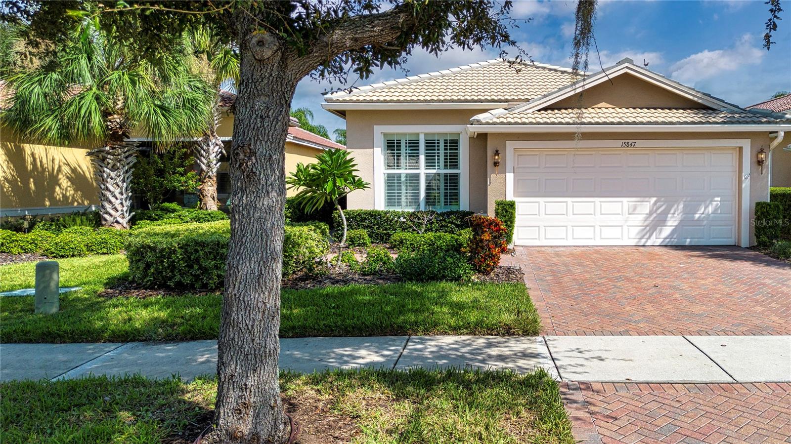 15847 COBBLE MILL DR