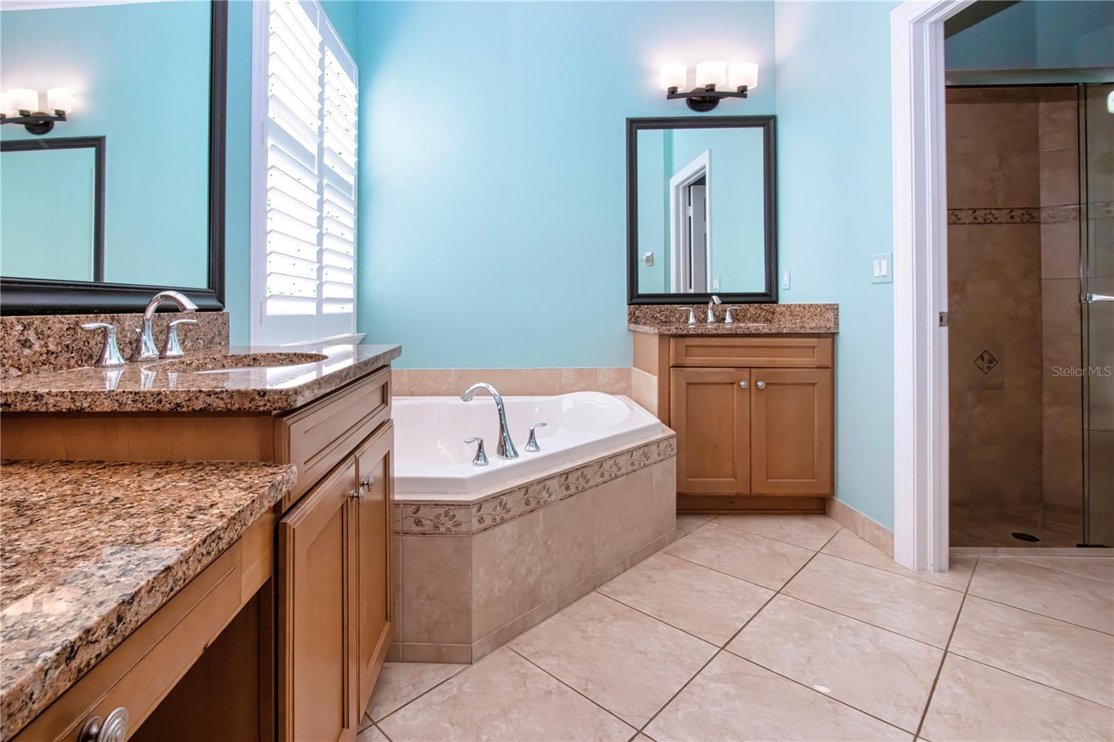 15847 COBBLE MILL DR