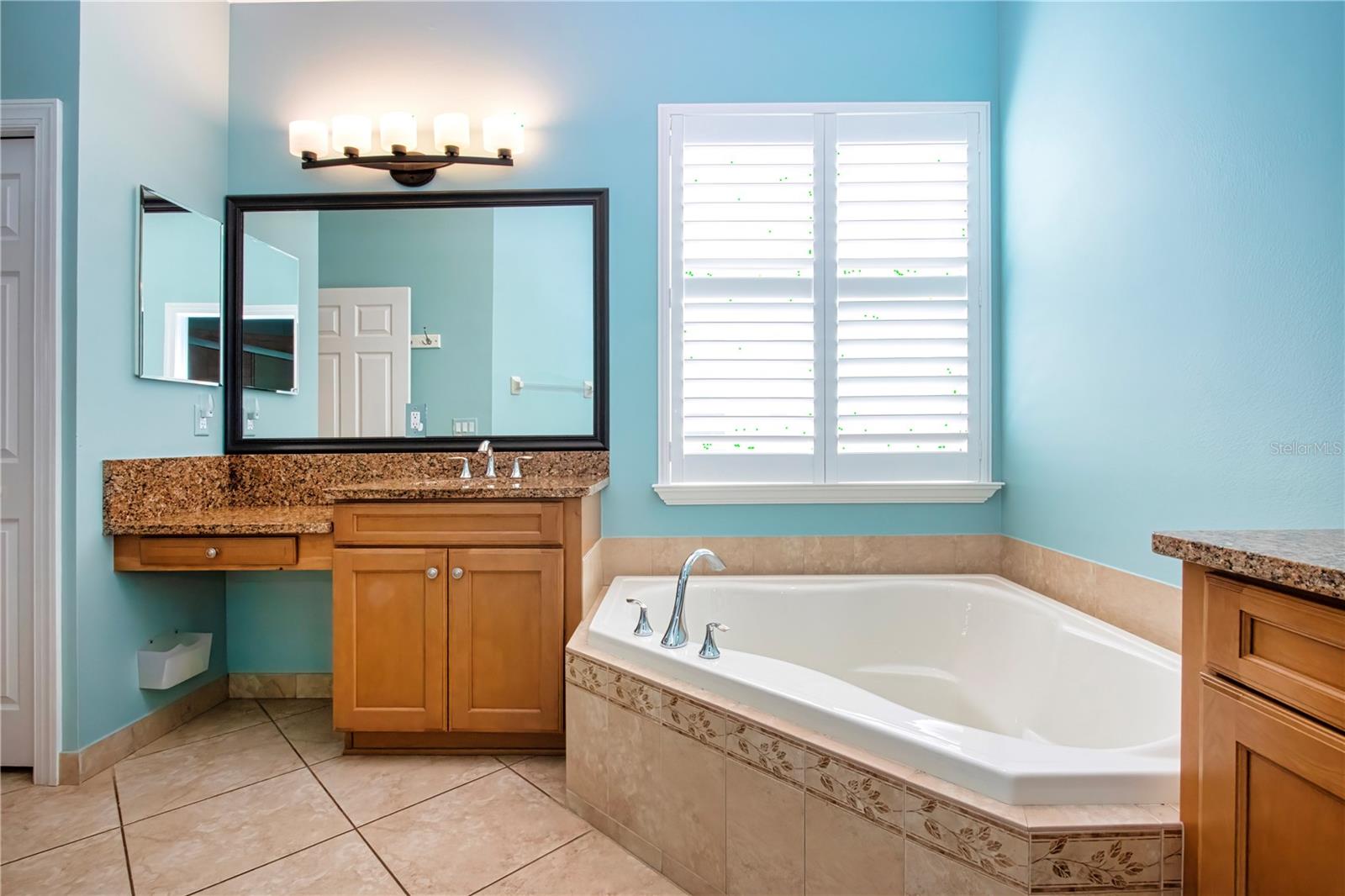 15847 COBBLE MILL DR