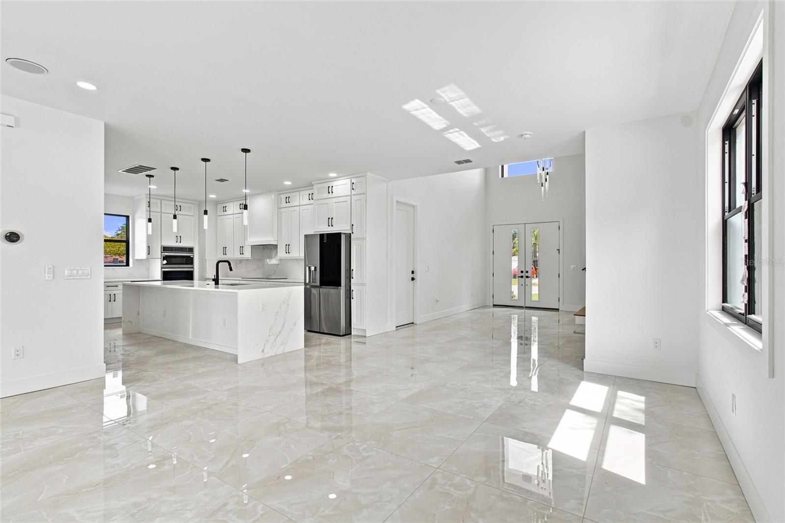 4122 W NASSAU ST