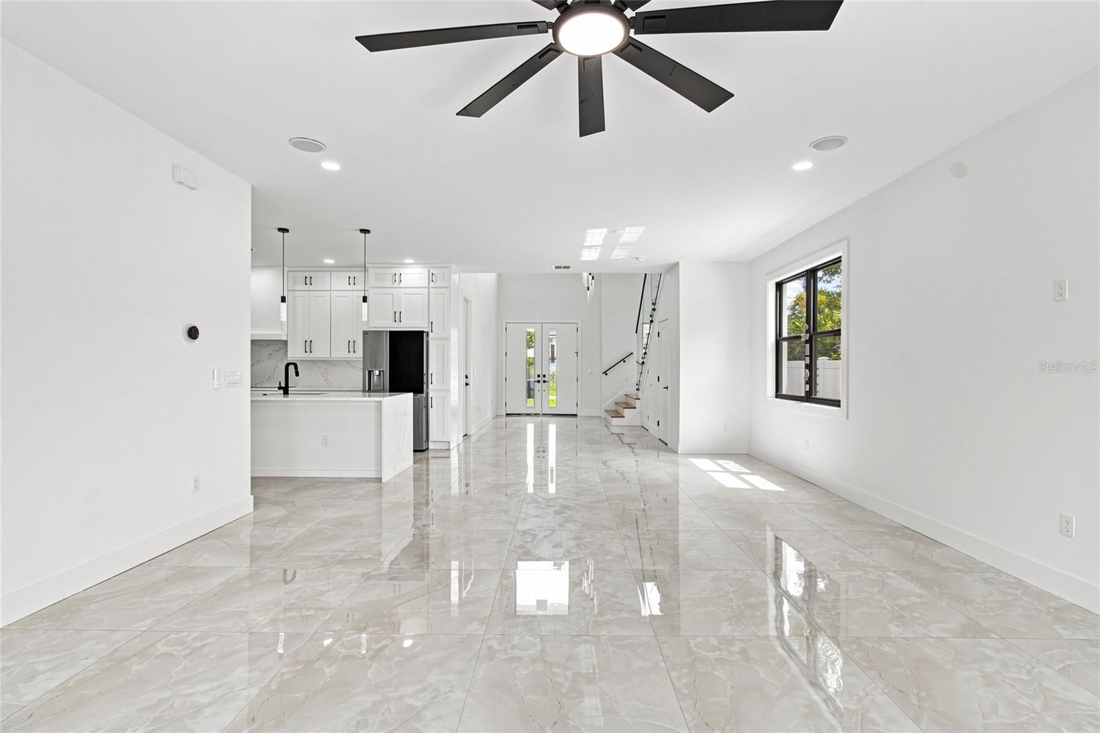 4122 W NASSAU ST