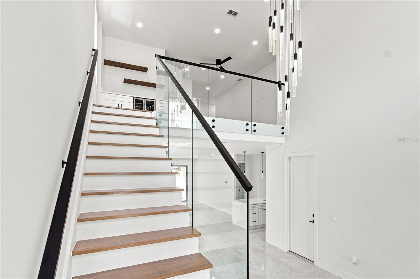 4122 W NASSAU ST