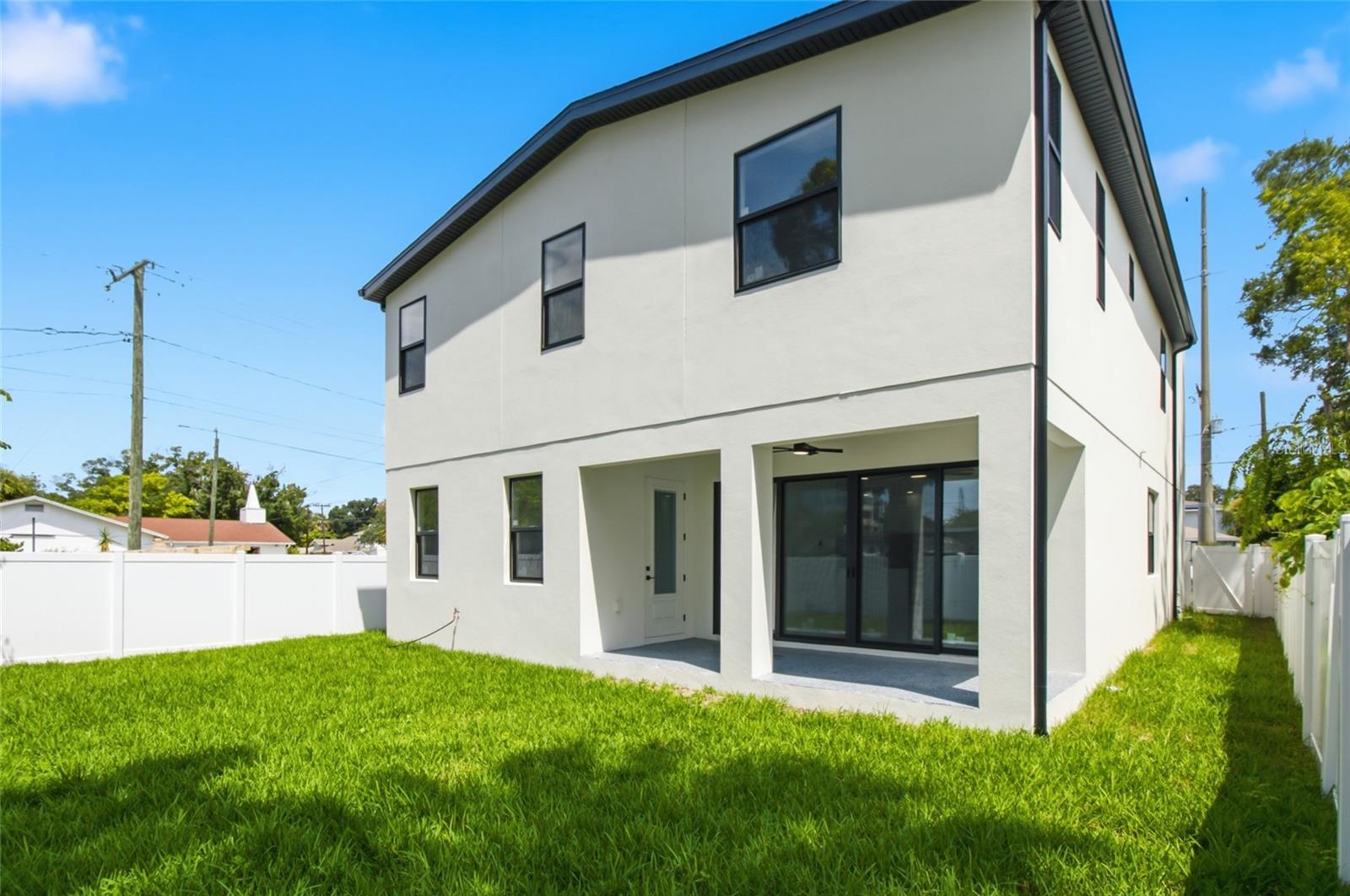 4122 W NASSAU ST