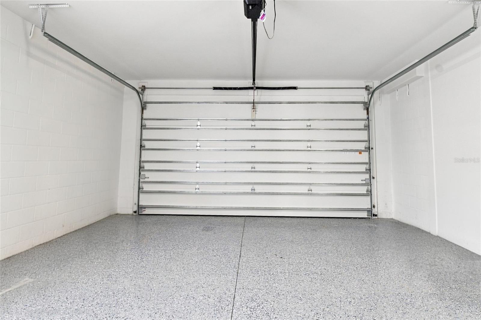 4122 W NASSAU ST