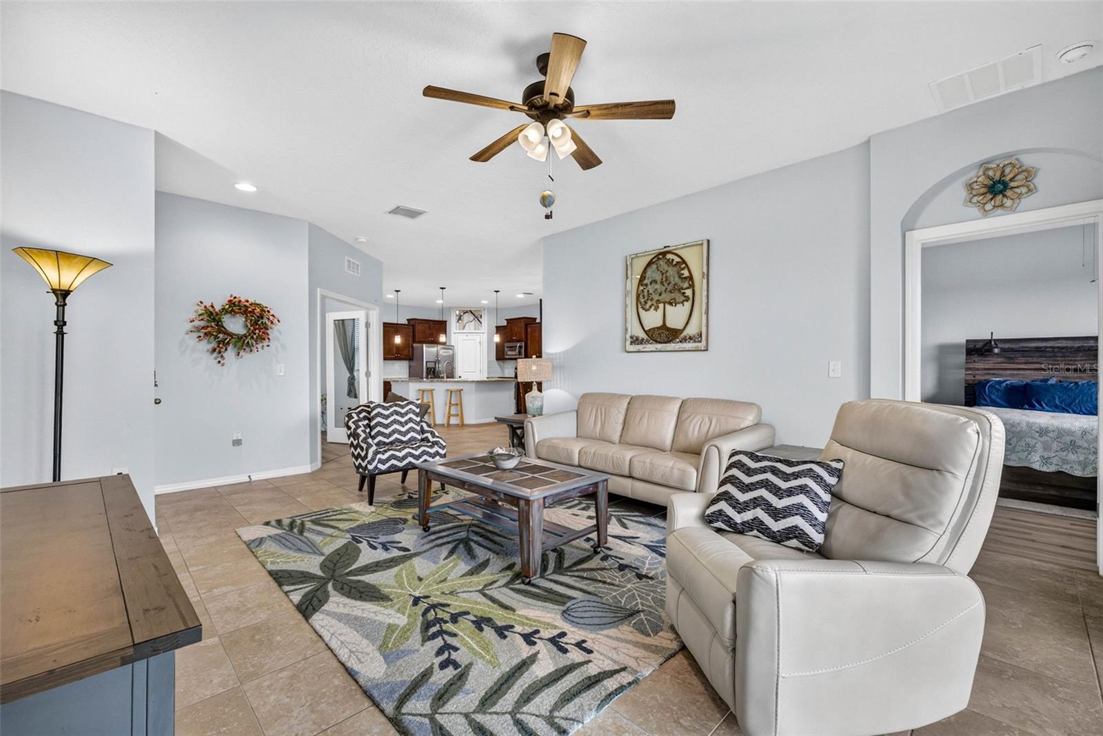 7460 STONEBROOK CIR