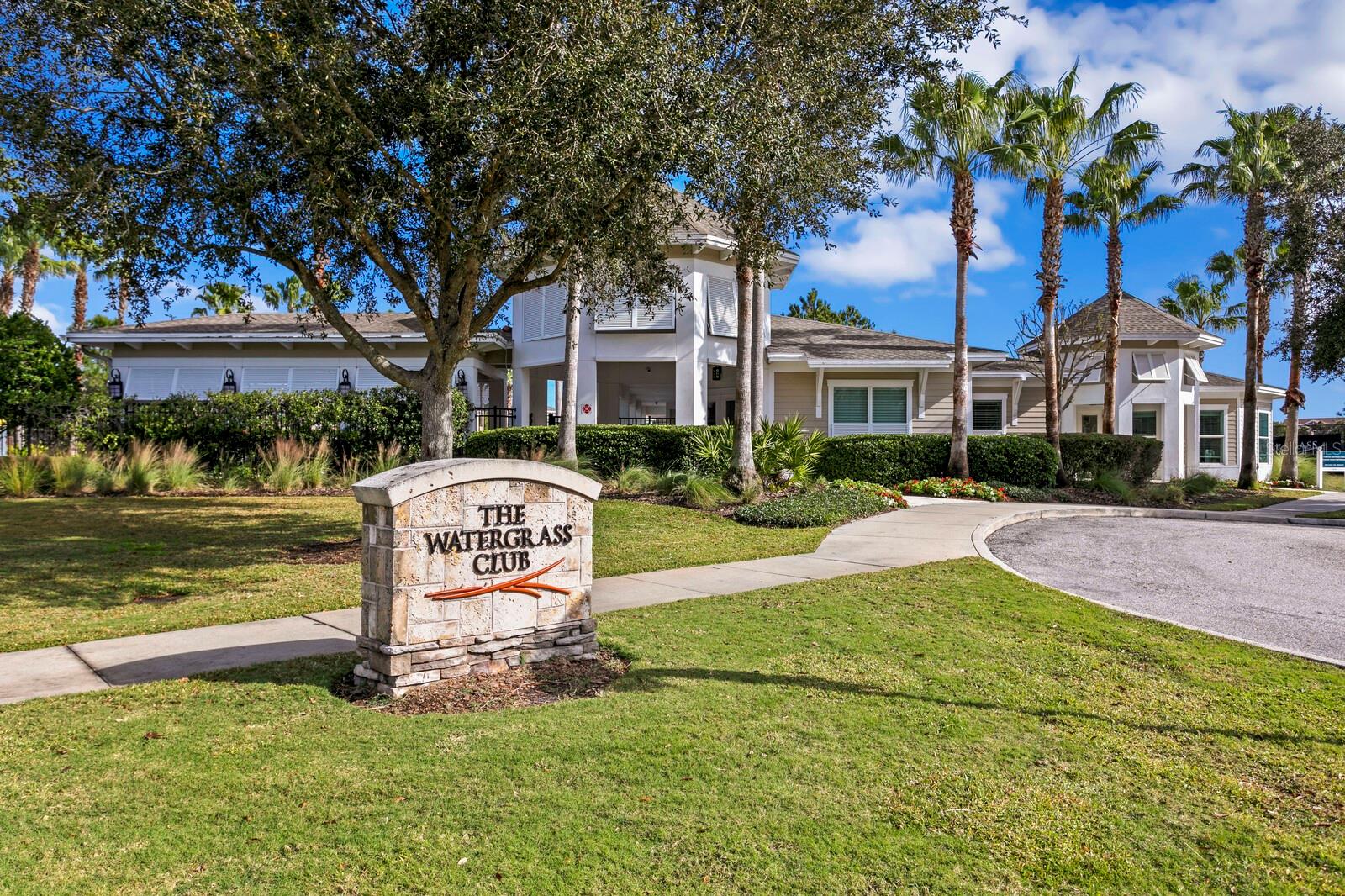 7460 STONEBROOK CIR