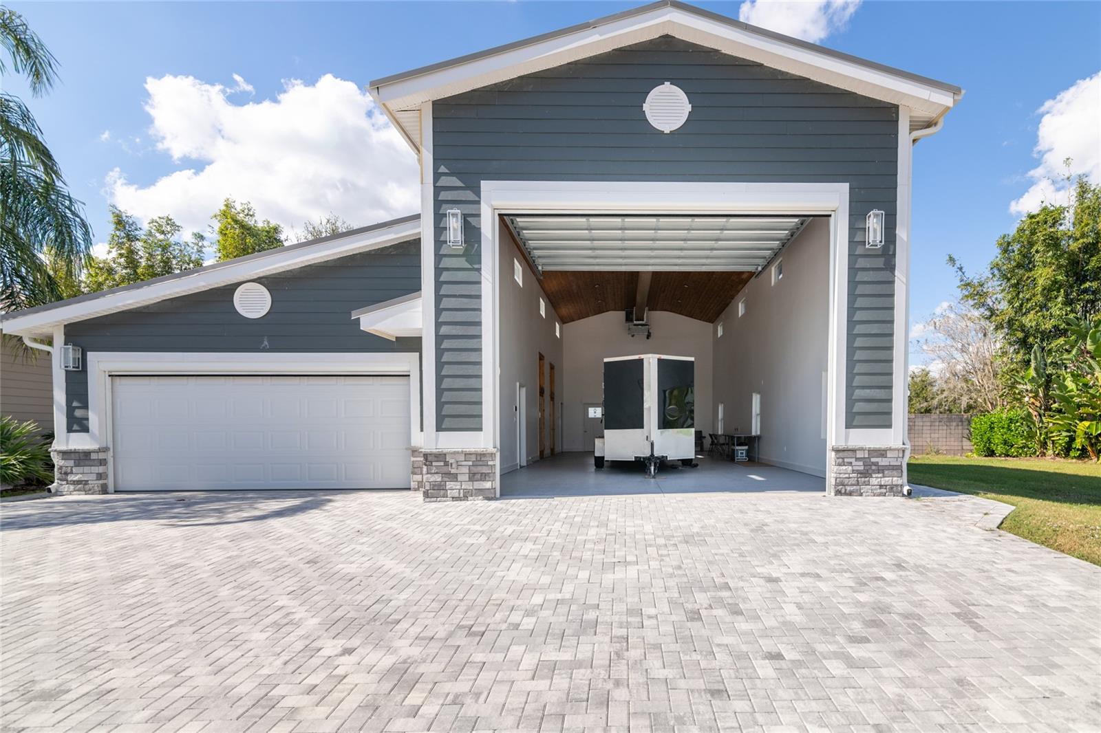 6757 AMANDA VISTA CIR