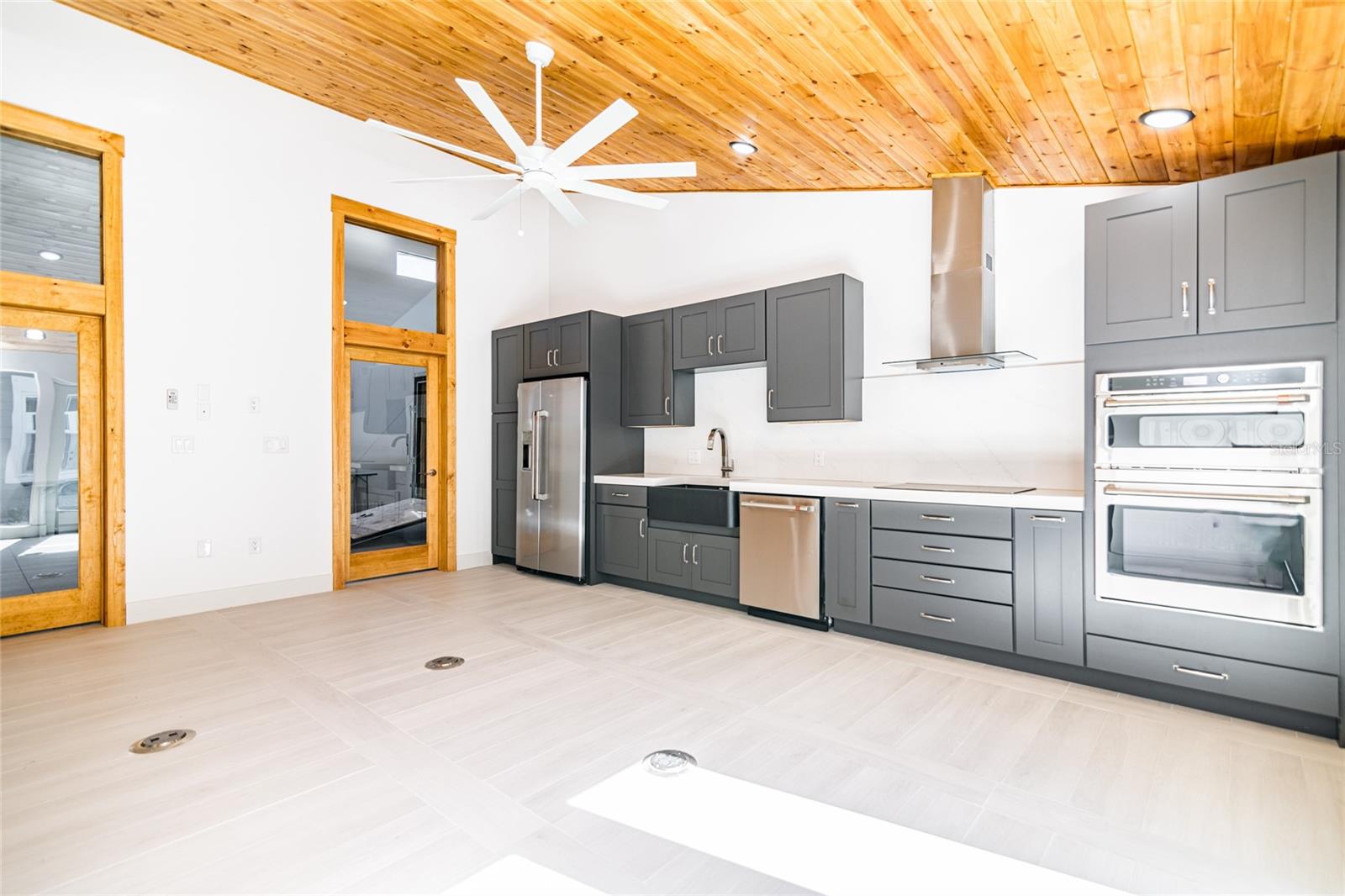 6757 AMANDA VISTA CIR