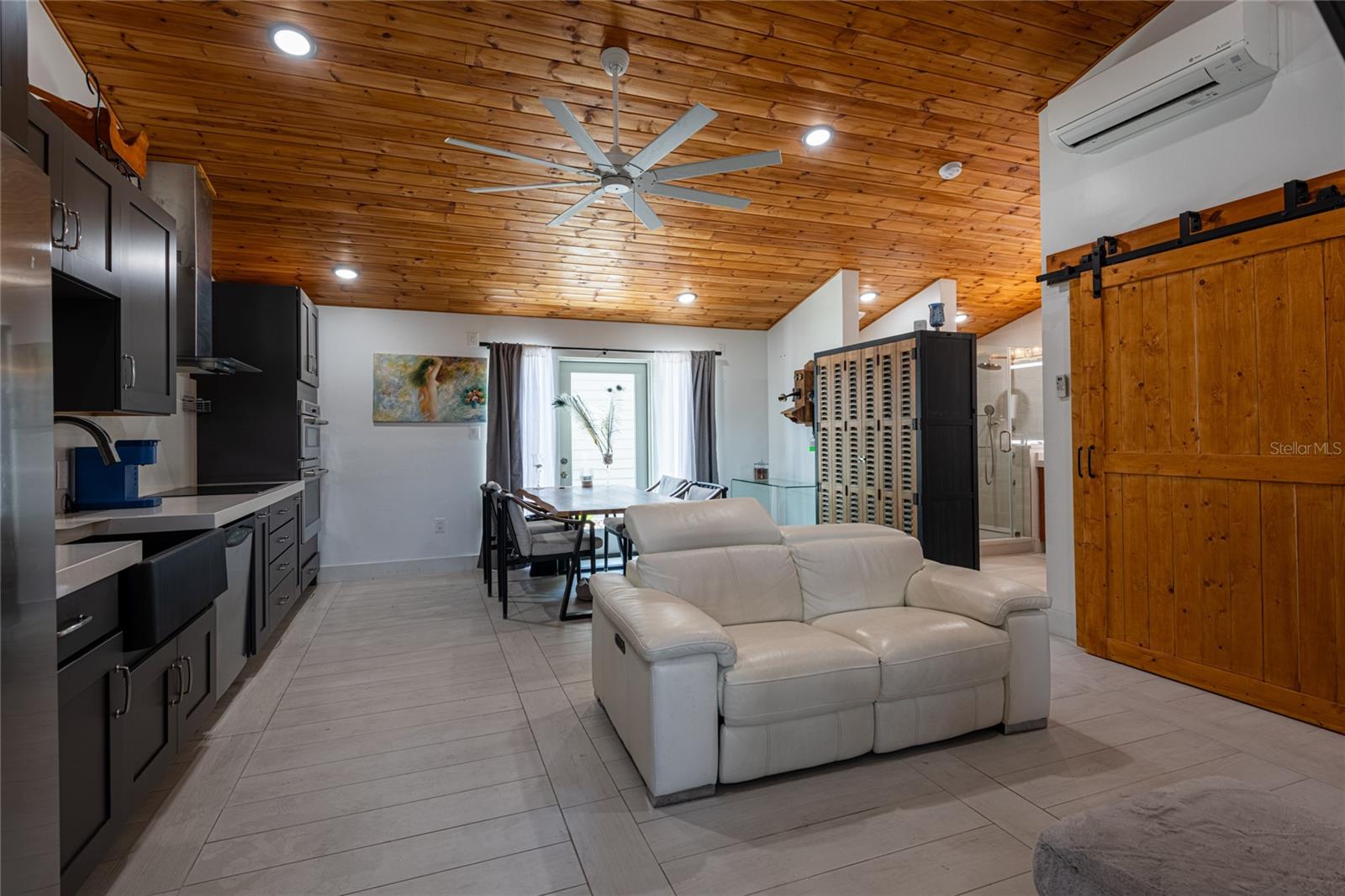 6757 AMANDA VISTA CIR