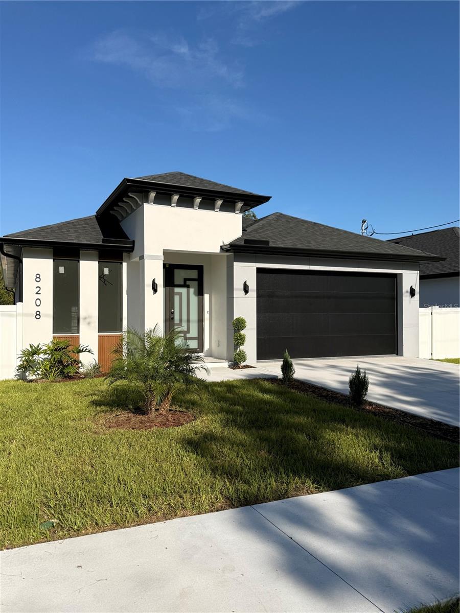 8208 N Elmer St, Tampa