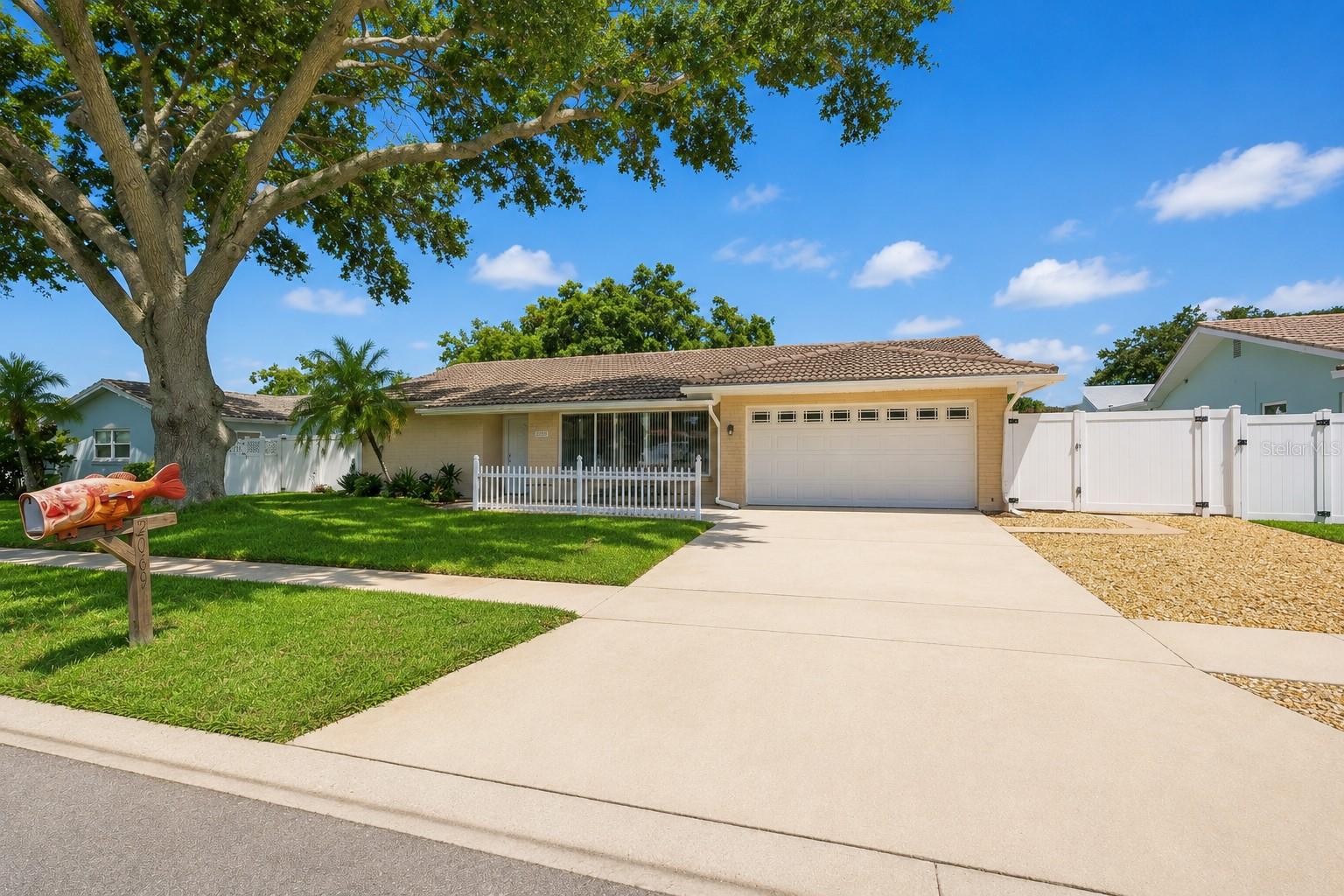 2069 Kingfisher Dr, Palm Harbor