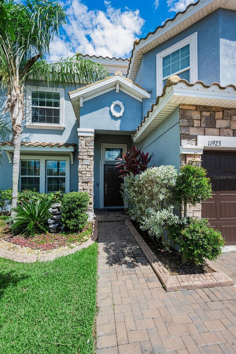 11923 CINNAMON FERN DR