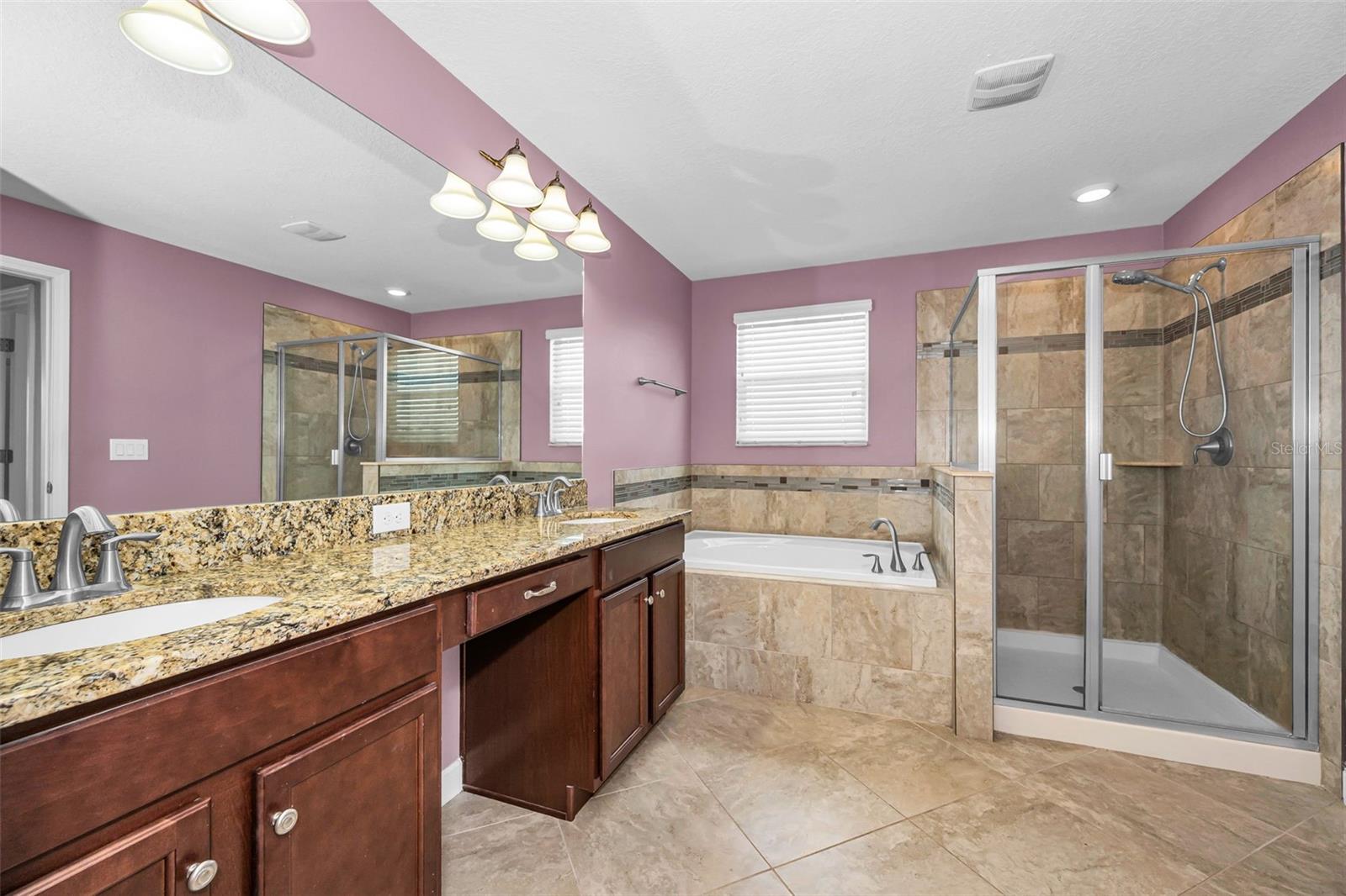 11923 CINNAMON FERN DR