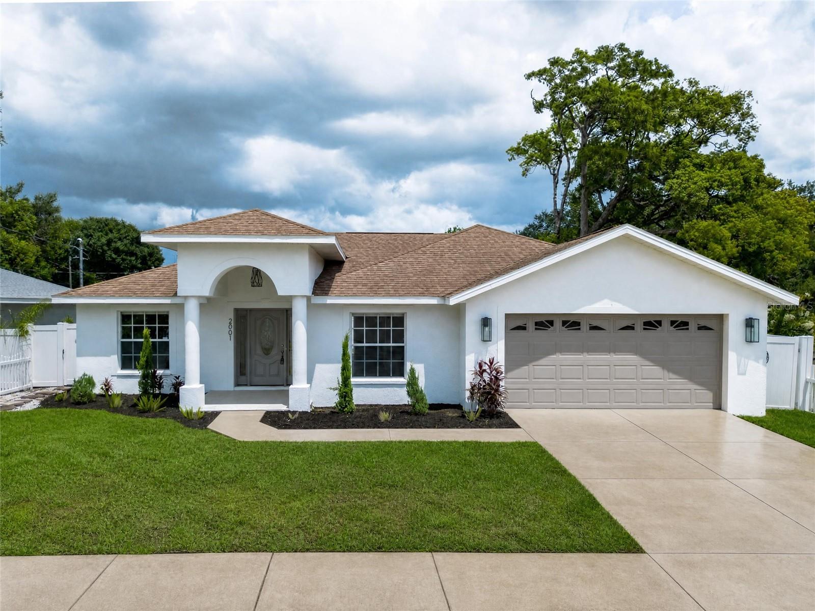2001 N Lincoln Ave, Tampa
