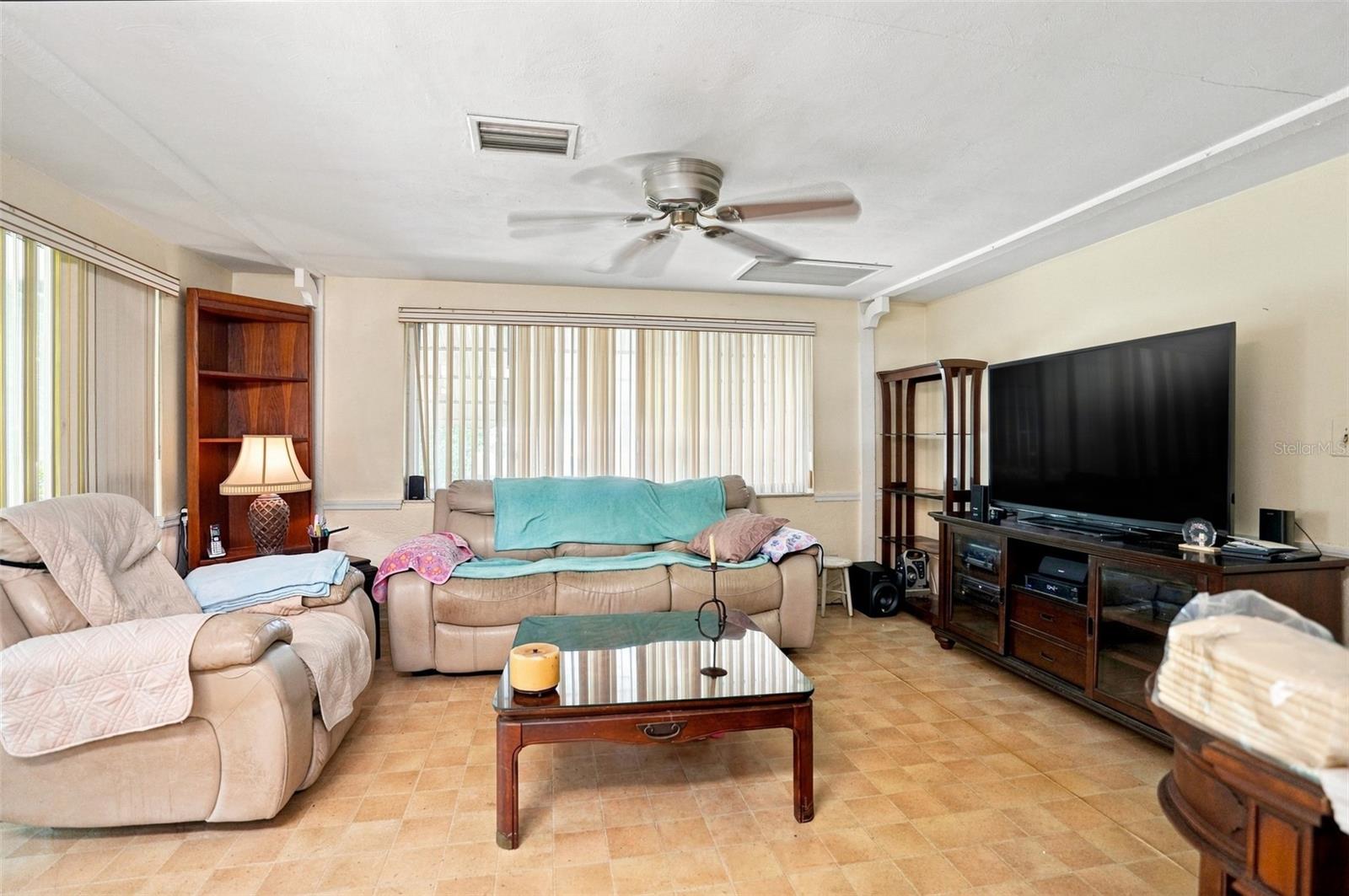 8700 POWDERHORN ROW
