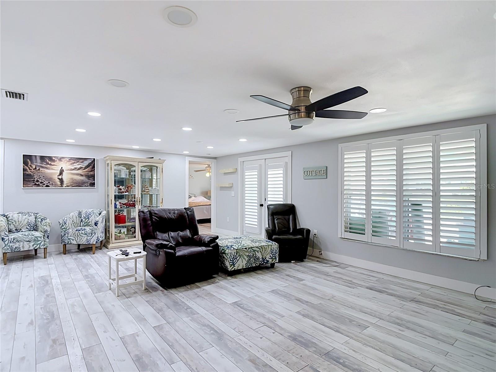 3516 FLORAMAR TER