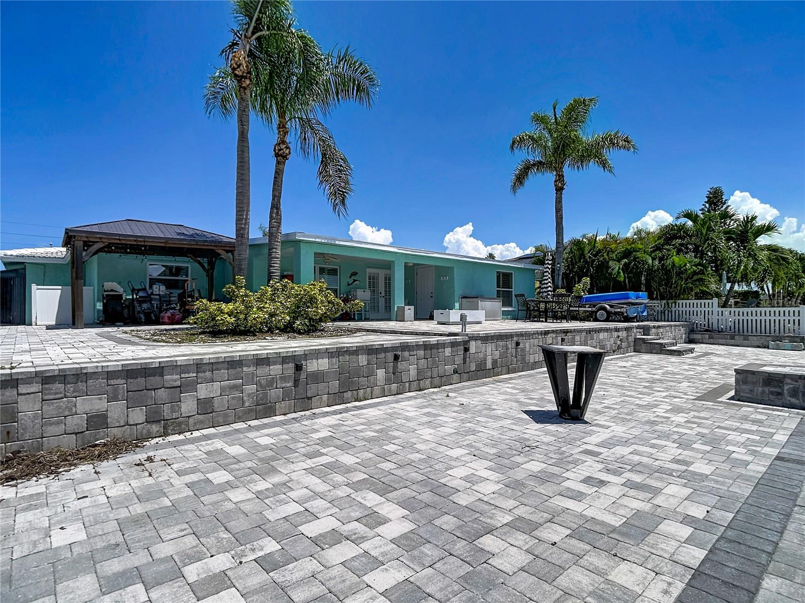 3516 FLORAMAR TER