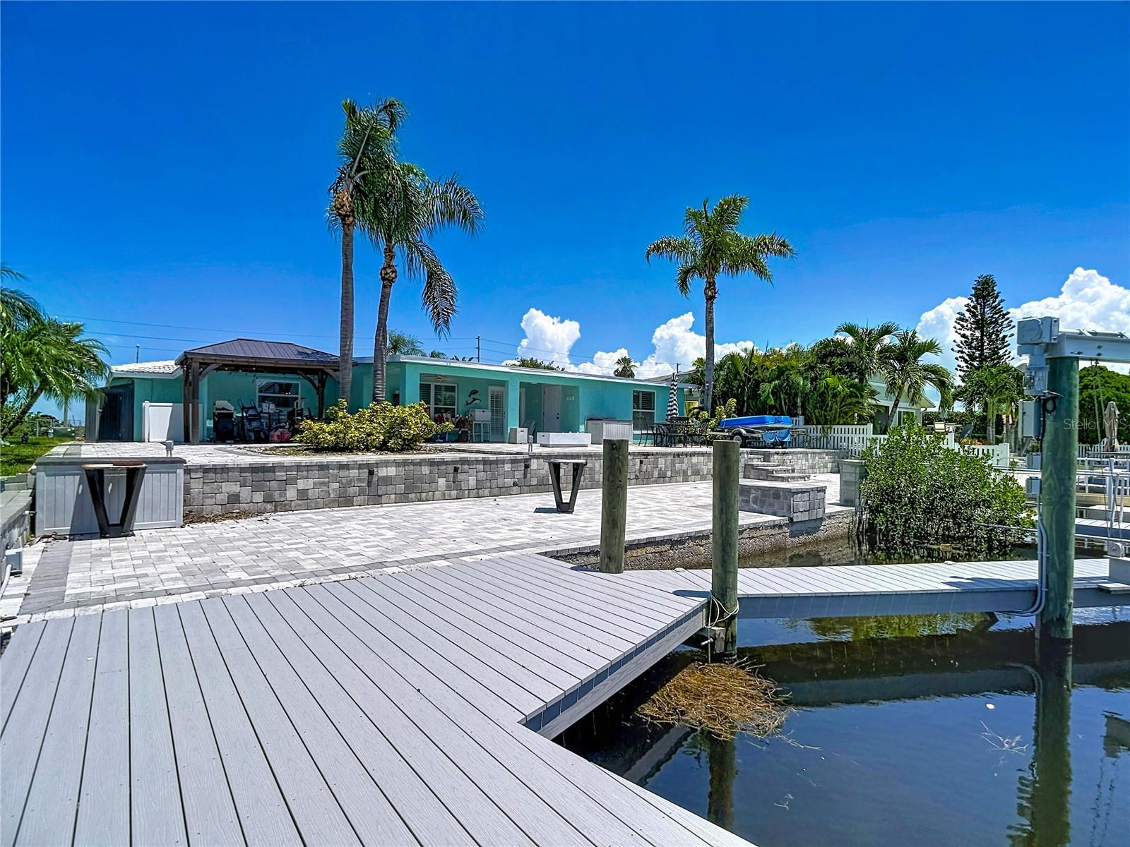 3516 FLORAMAR TER