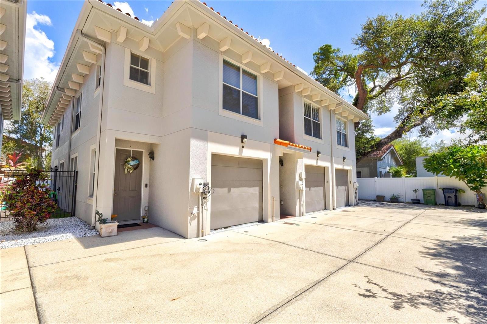 212 S DAKOTA AVE #E