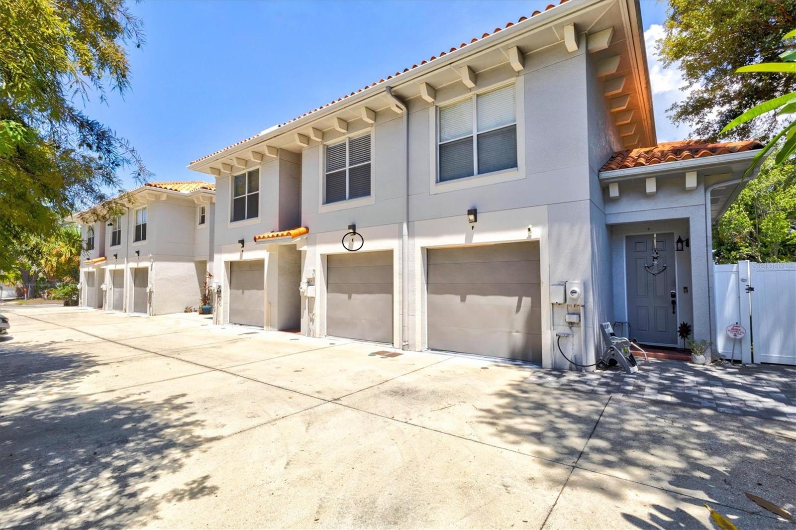 212 S DAKOTA AVE #E
