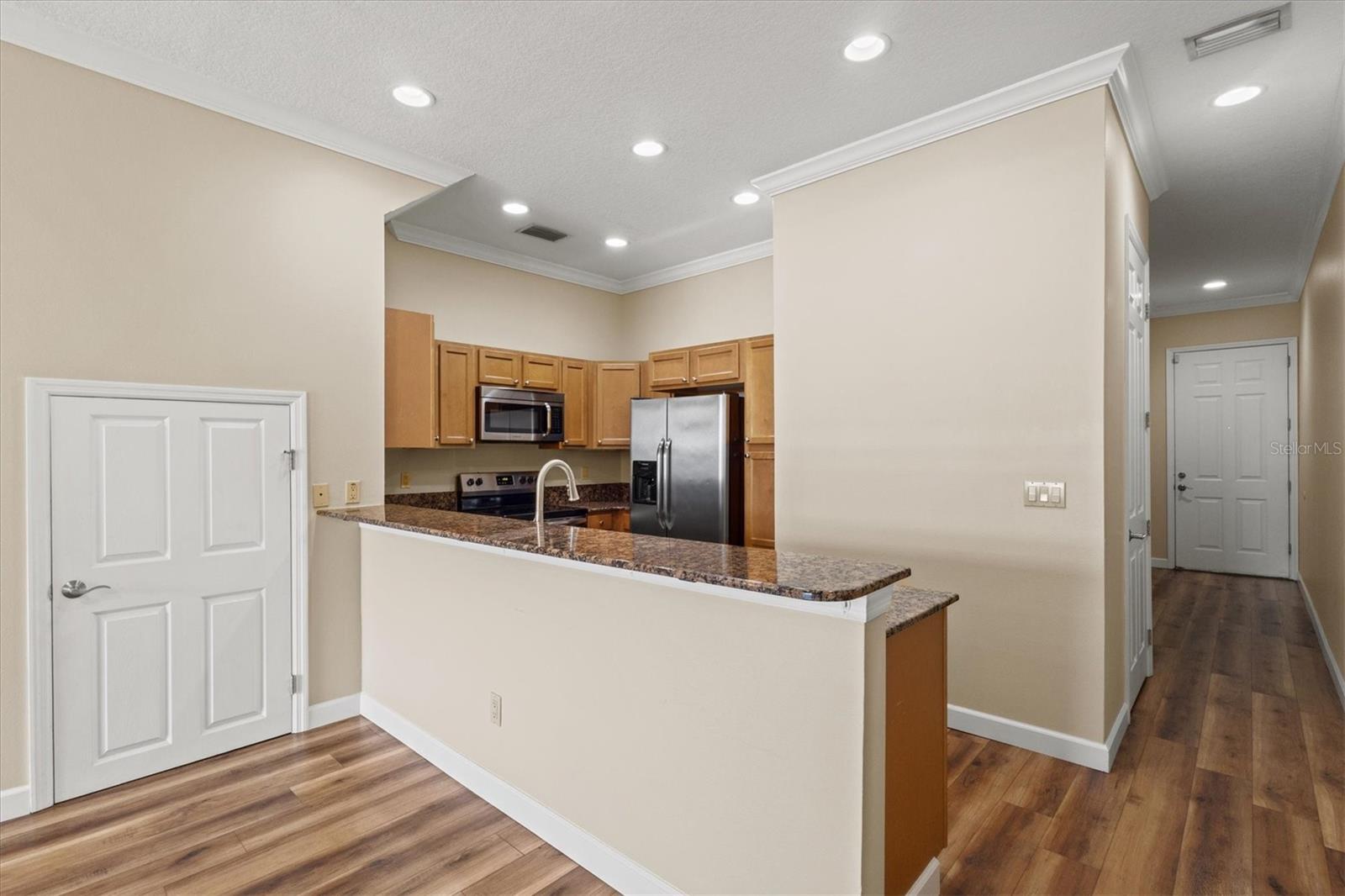 212 S DAKOTA AVE #E
