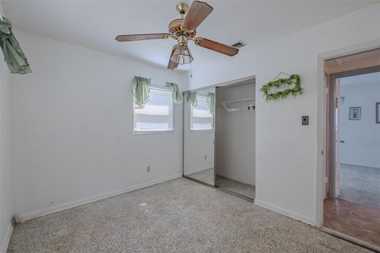 1205 W CAMELLIA DR