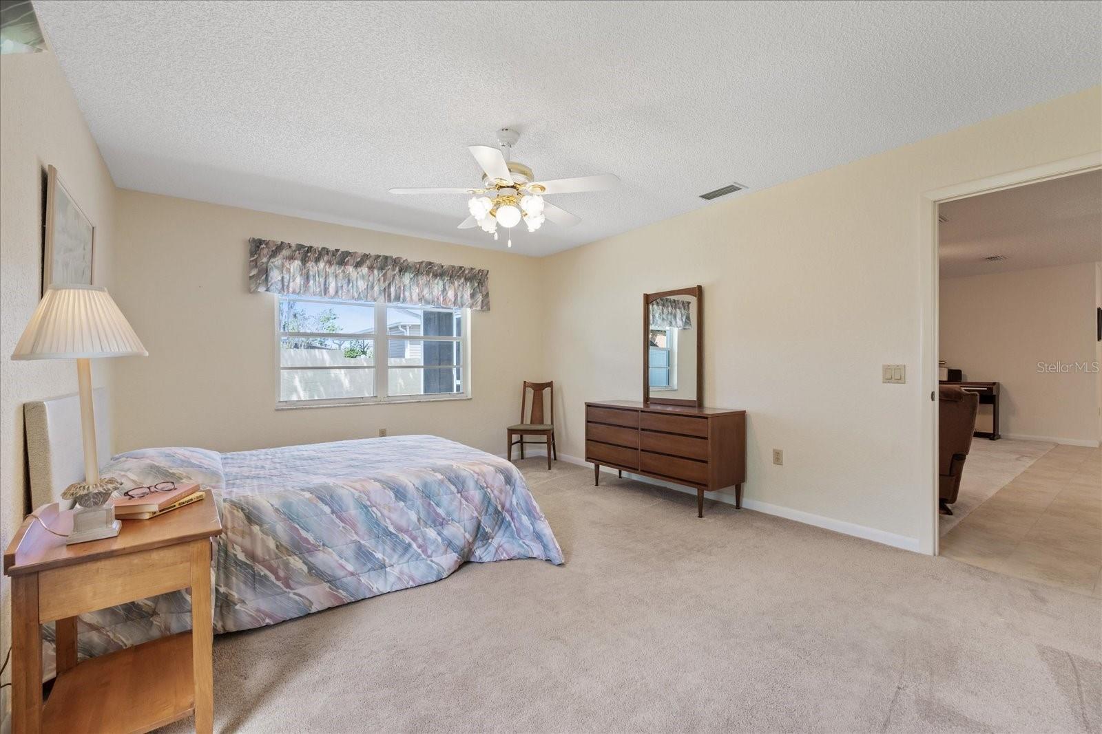 7329 FAIRWOOD AVE