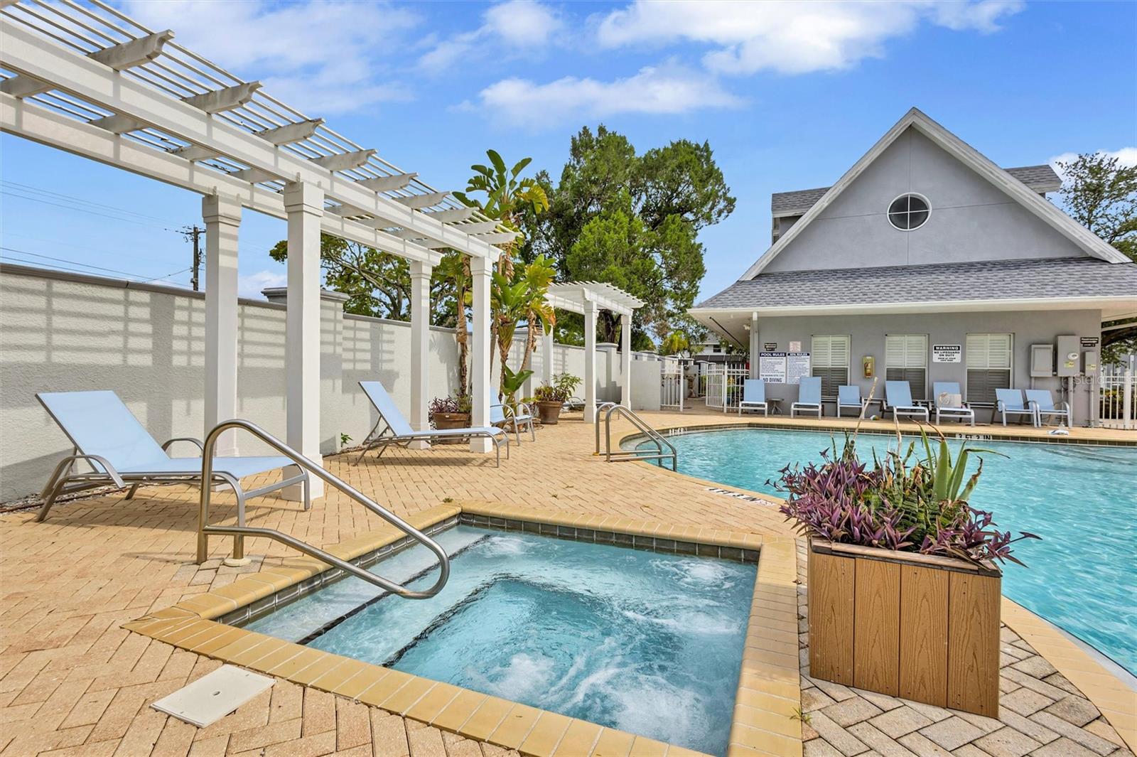 4512 BAY SPRING CT