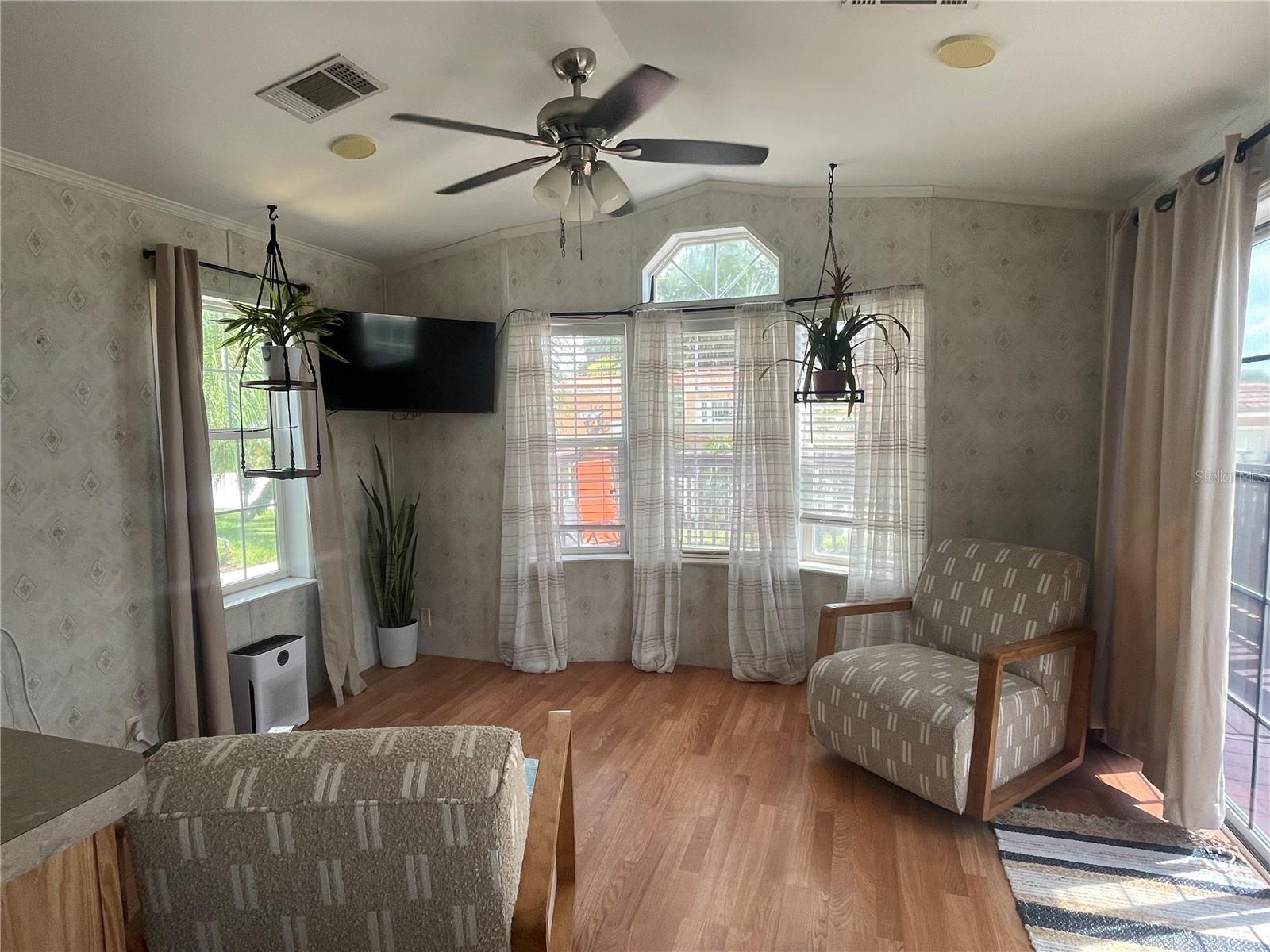 21127 SAN PABLO DR
