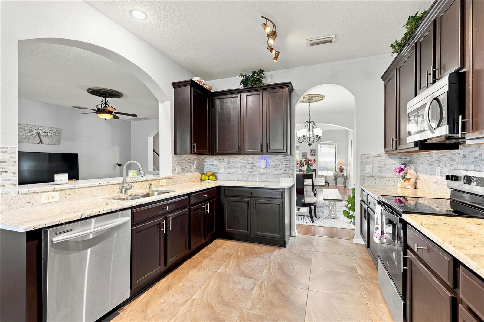 29719 CEDAR WAXWING DR
