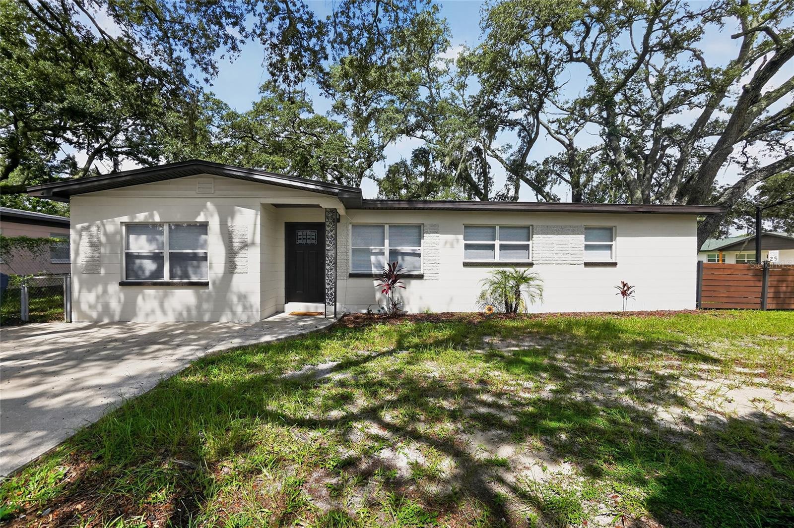 10420 N 22nd St, Tampa