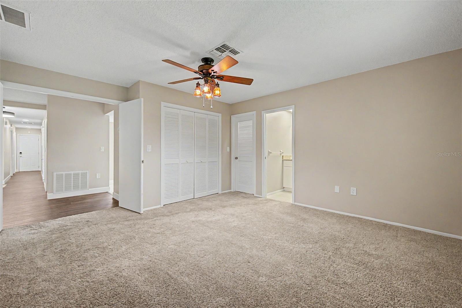 7800 FAIRLAWN DR