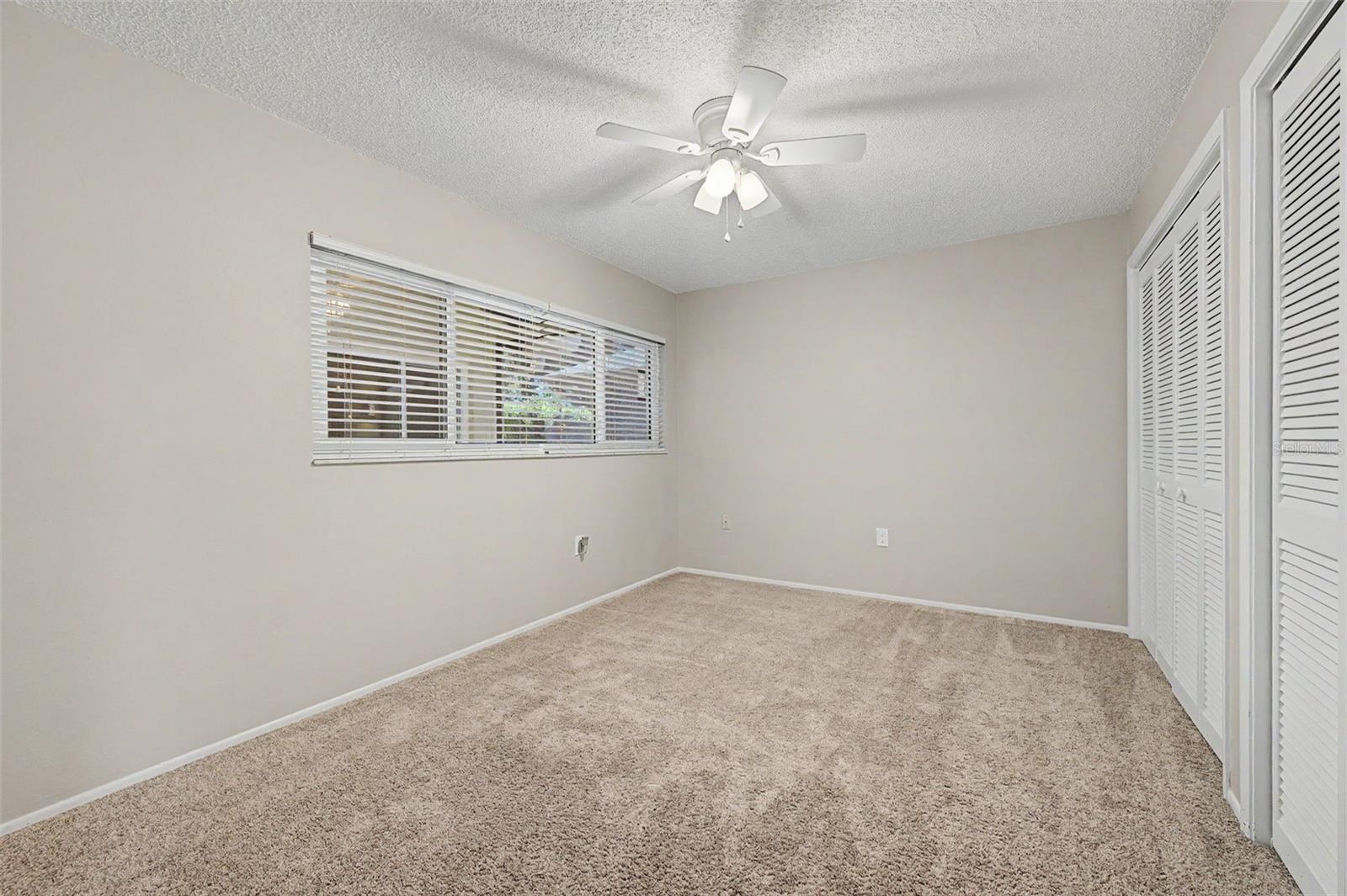 7800 FAIRLAWN DR