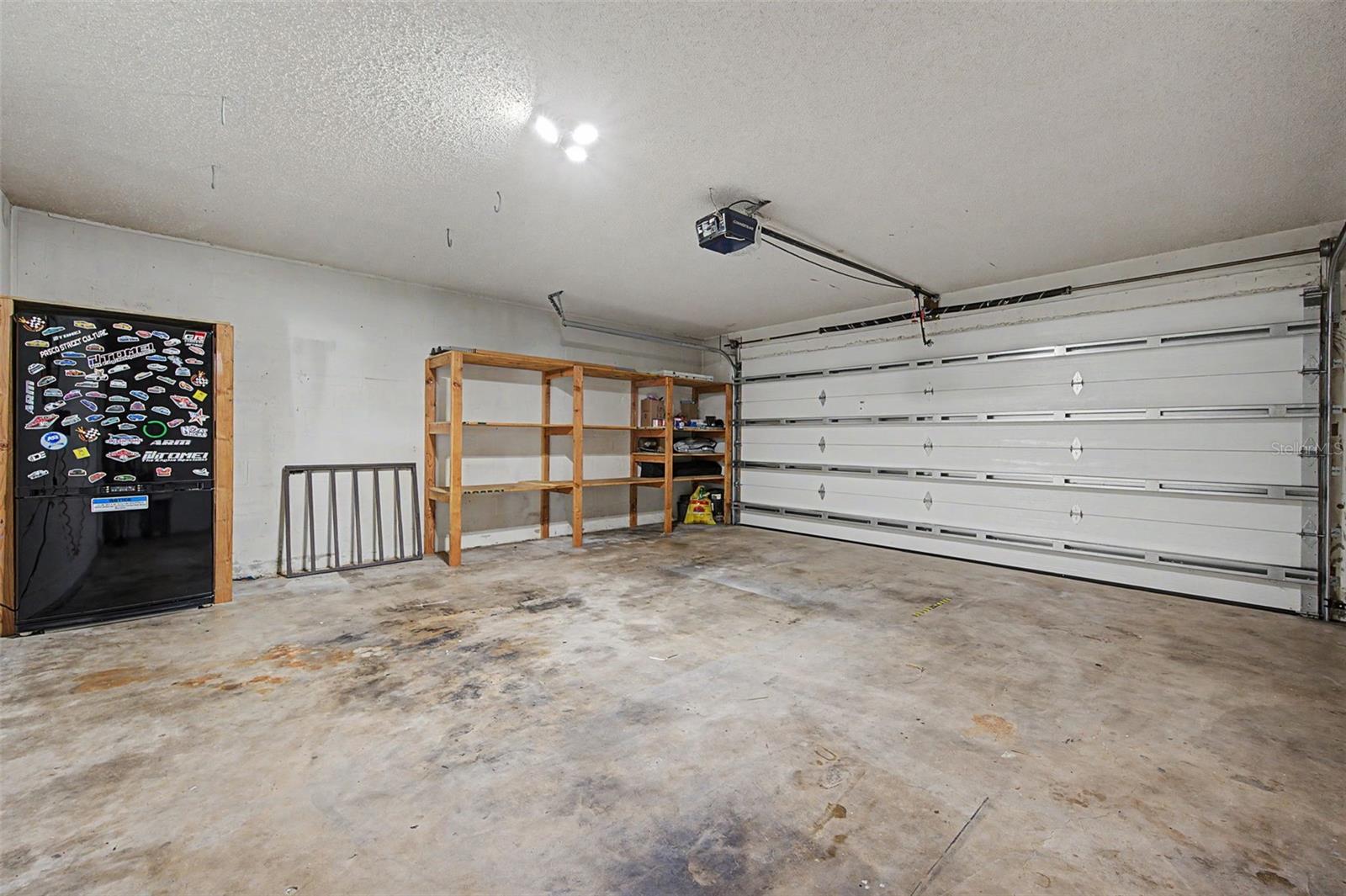 7800 FAIRLAWN DR