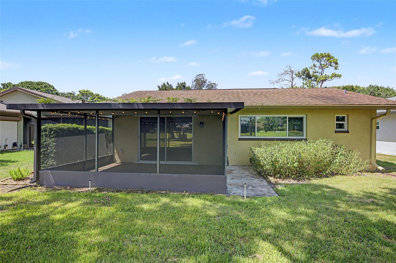 7800 FAIRLAWN DR