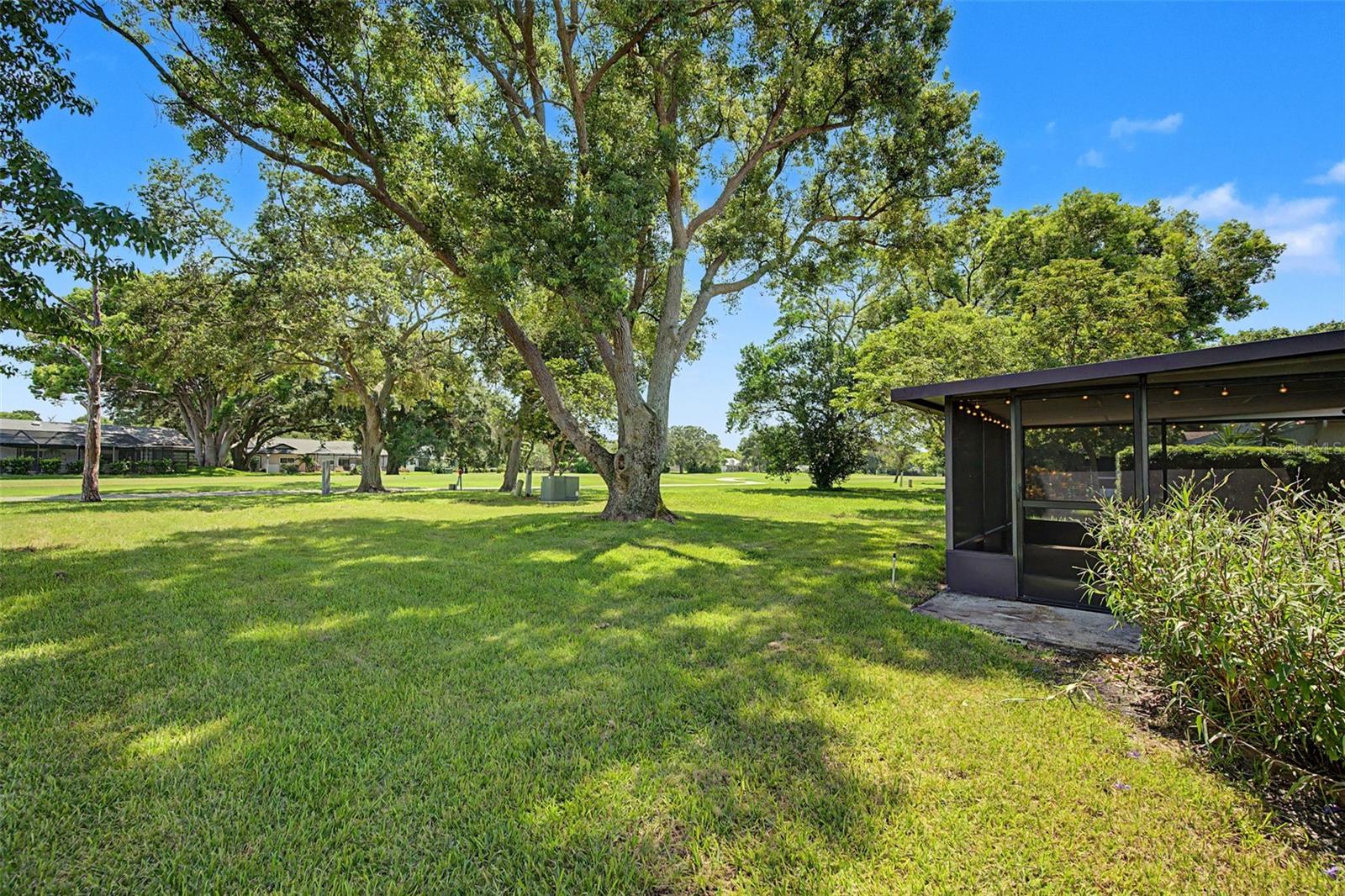 7800 FAIRLAWN DR