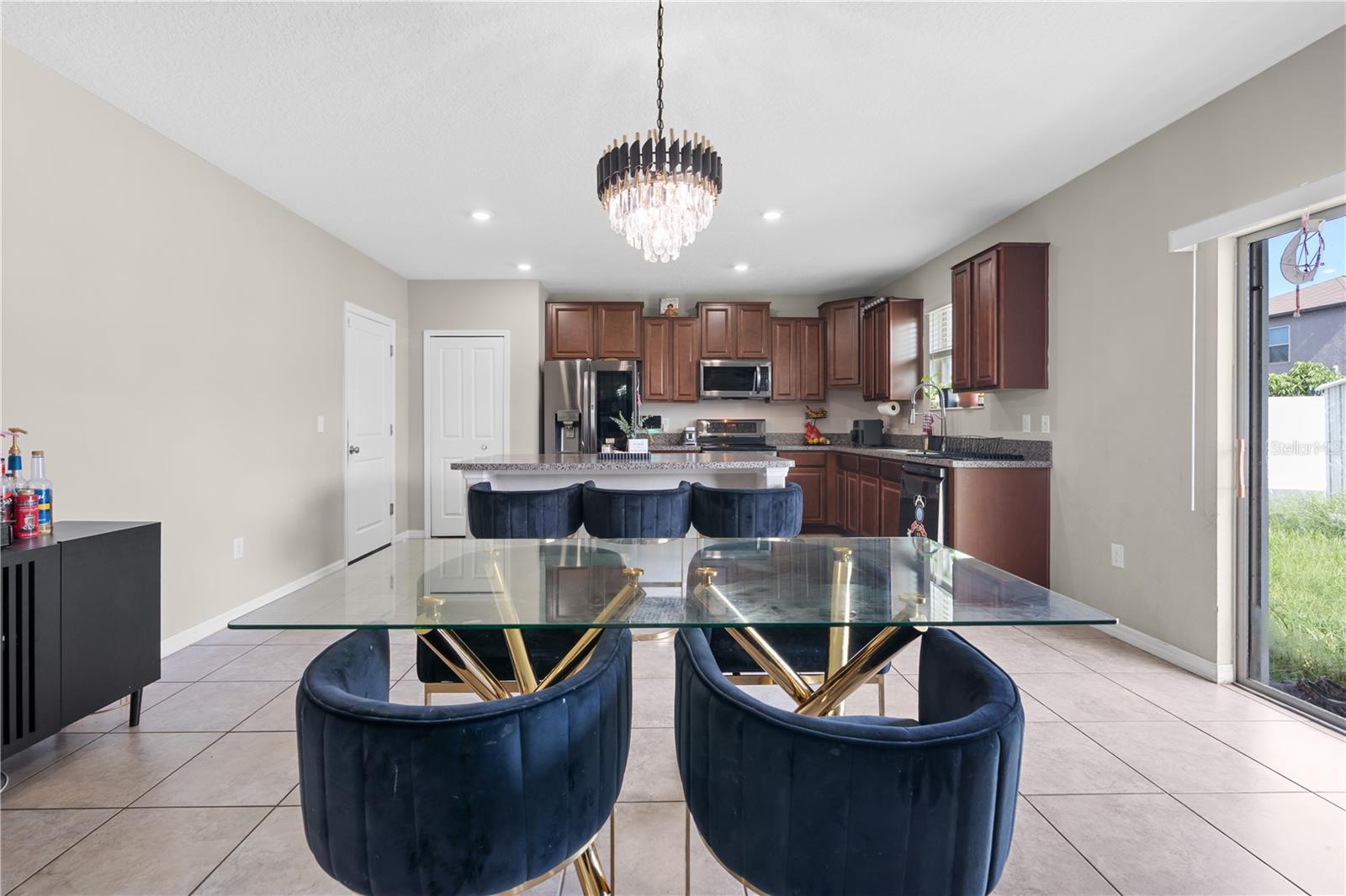 7420 PEARLY EVERLASTING AVE