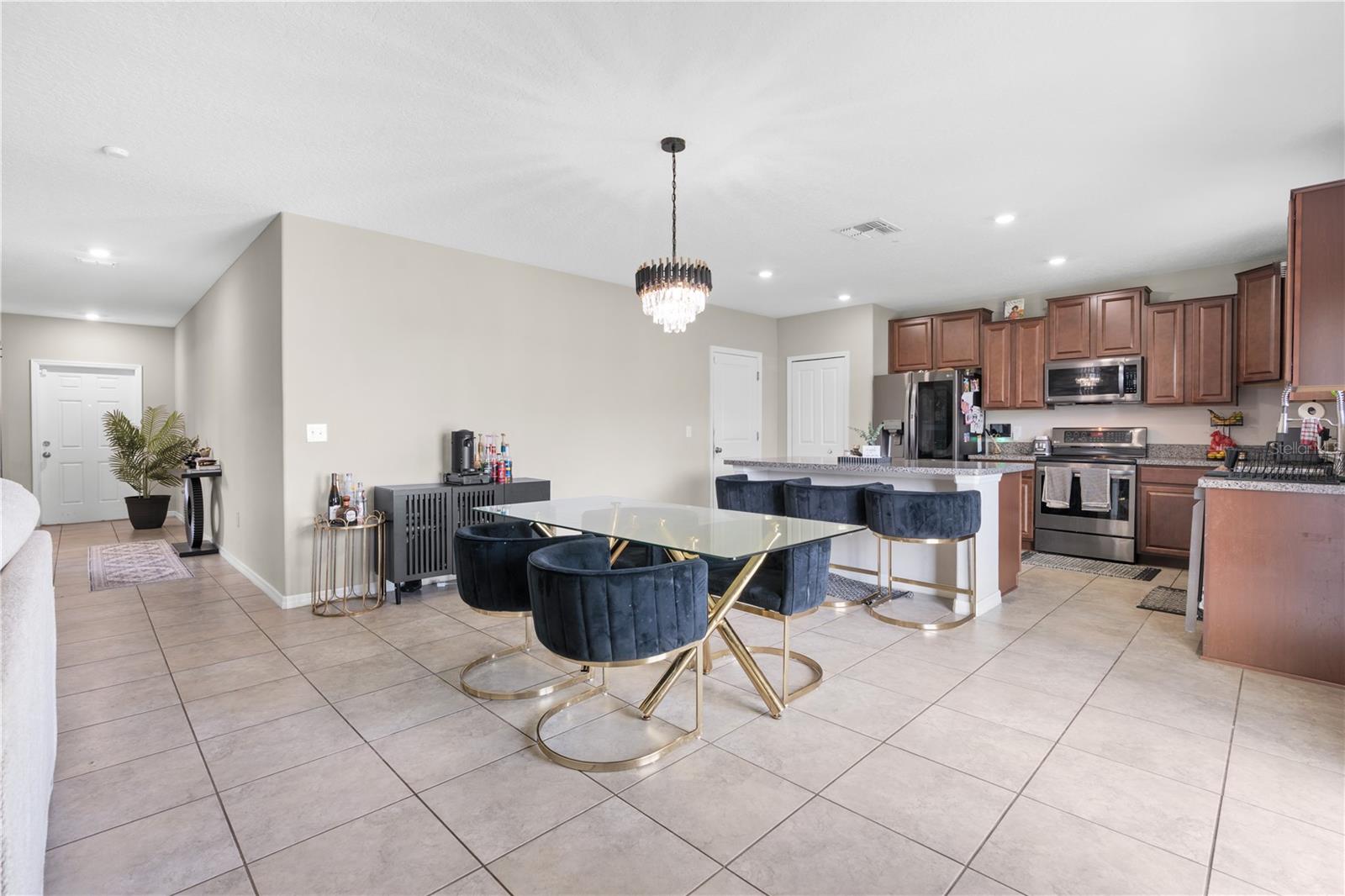7420 PEARLY EVERLASTING AVE