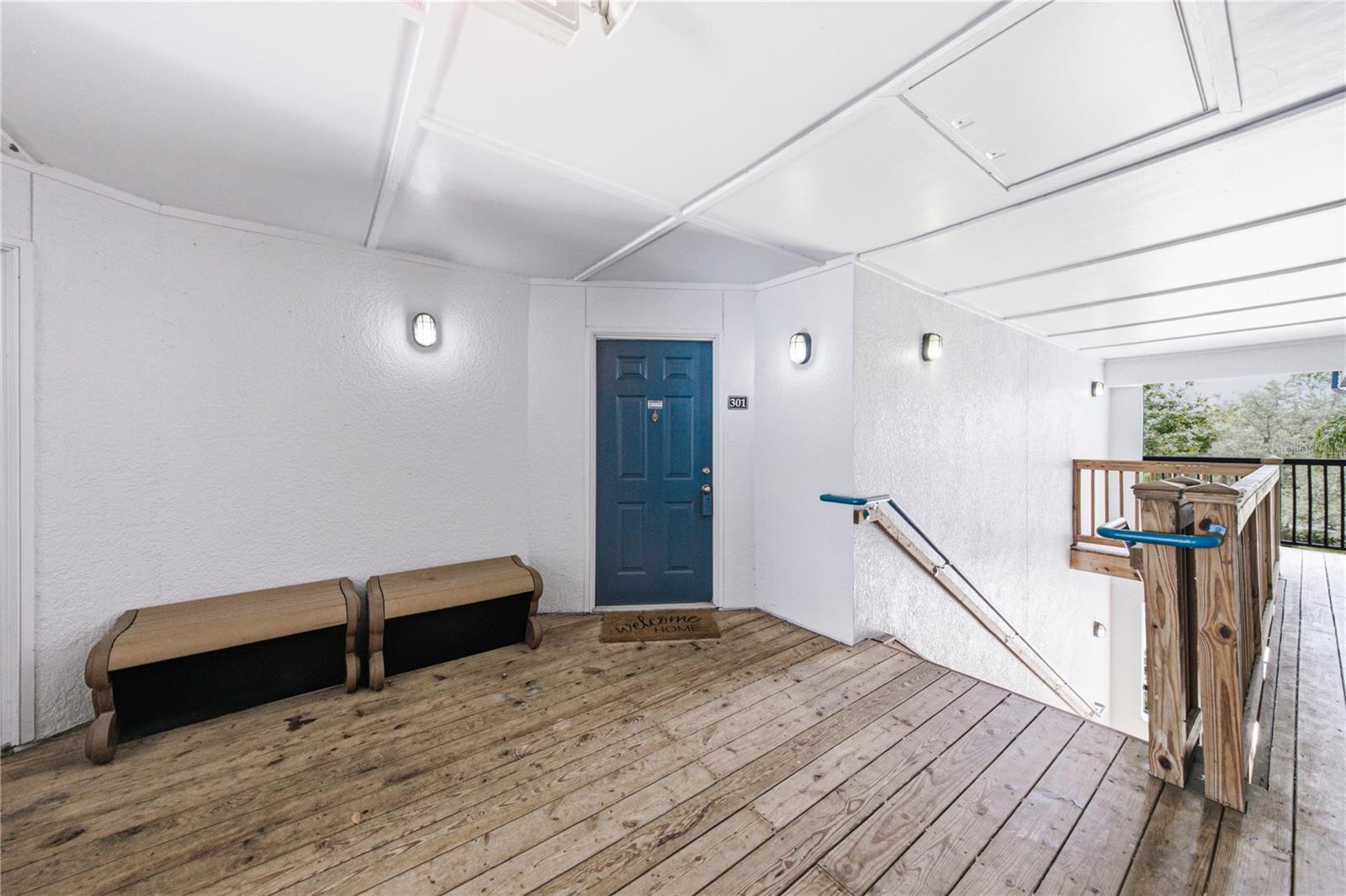 1640 VILLA CAPRI CIR #301