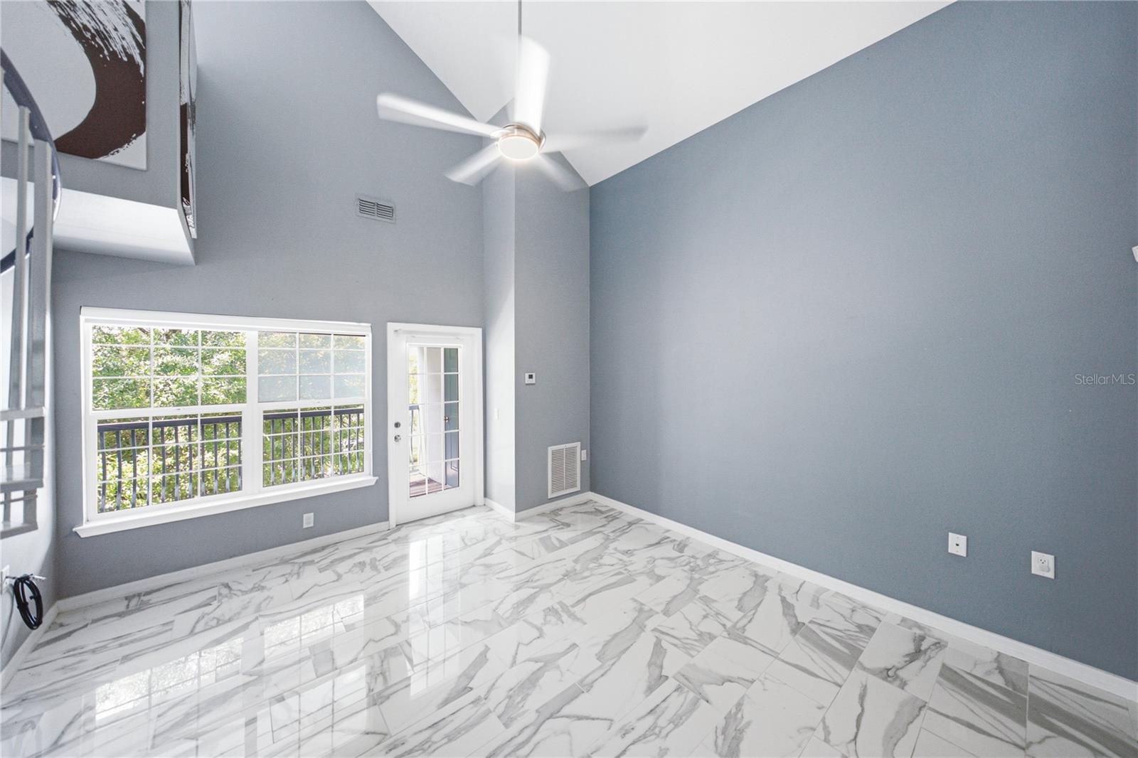 1640 VILLA CAPRI CIR #301