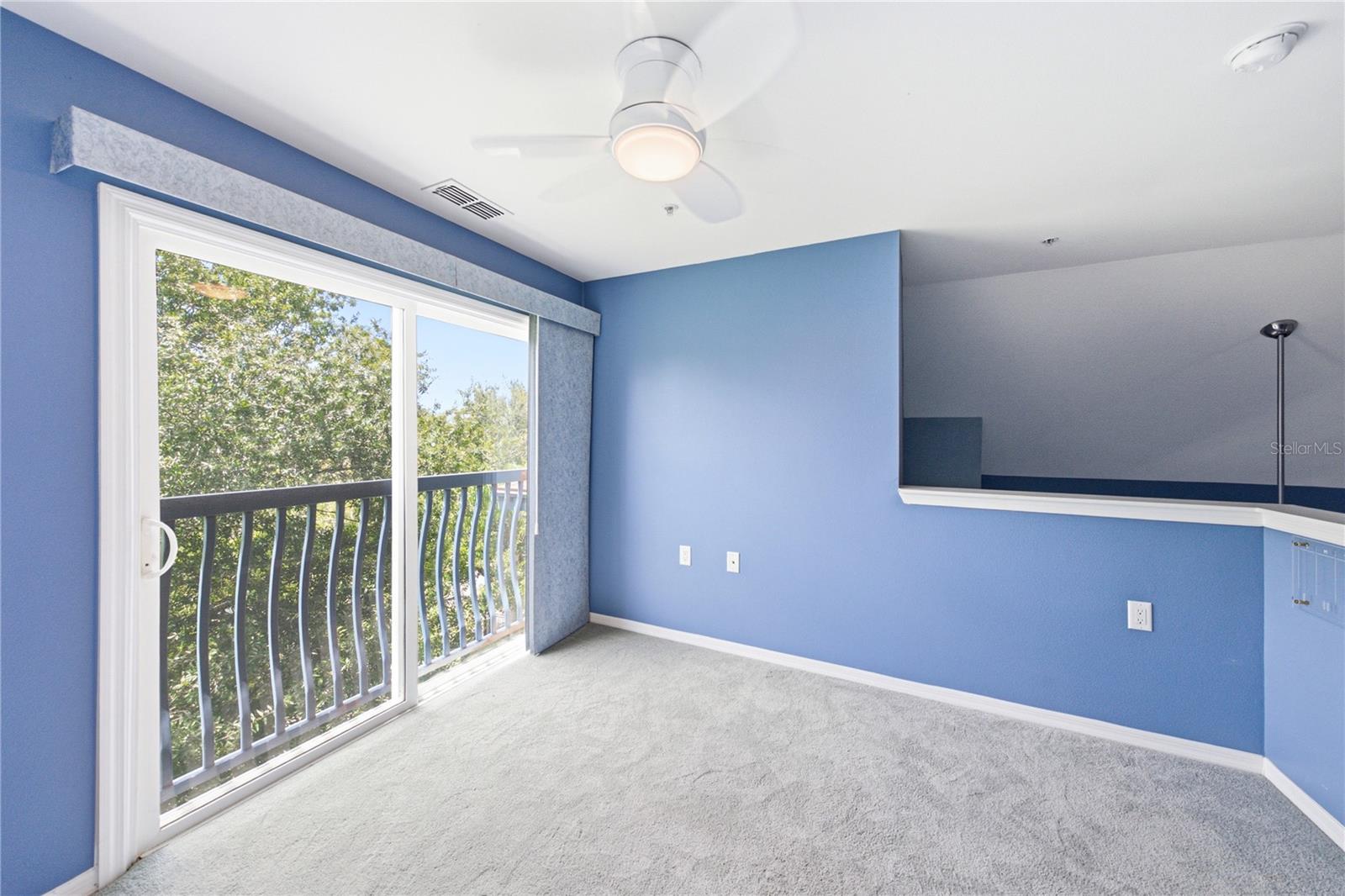 1640 VILLA CAPRI CIR #301