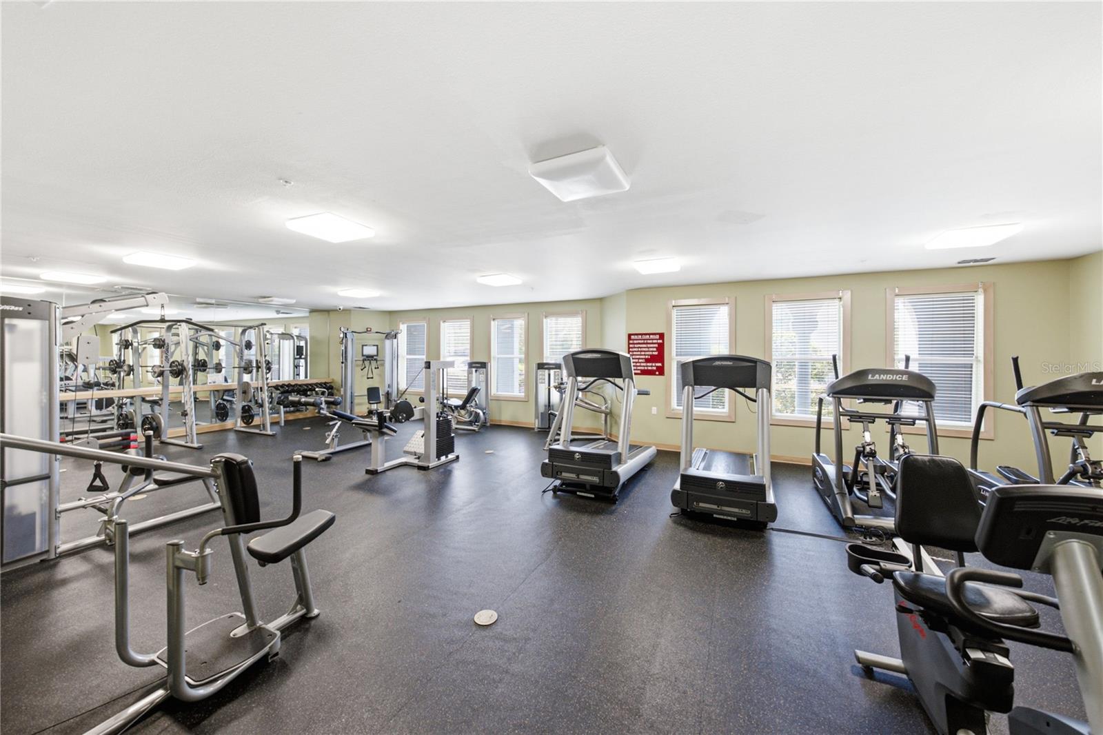 1640 VILLA CAPRI CIR #301