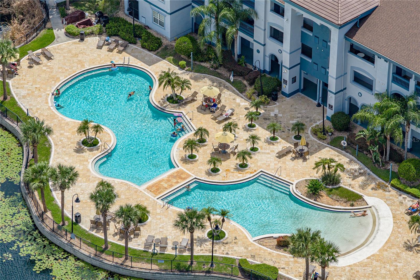 1640 VILLA CAPRI CIR #301