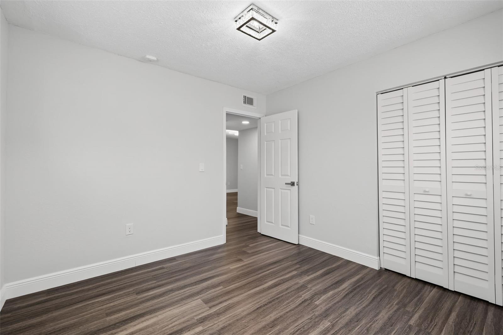 7377 ROYAL PALM DR