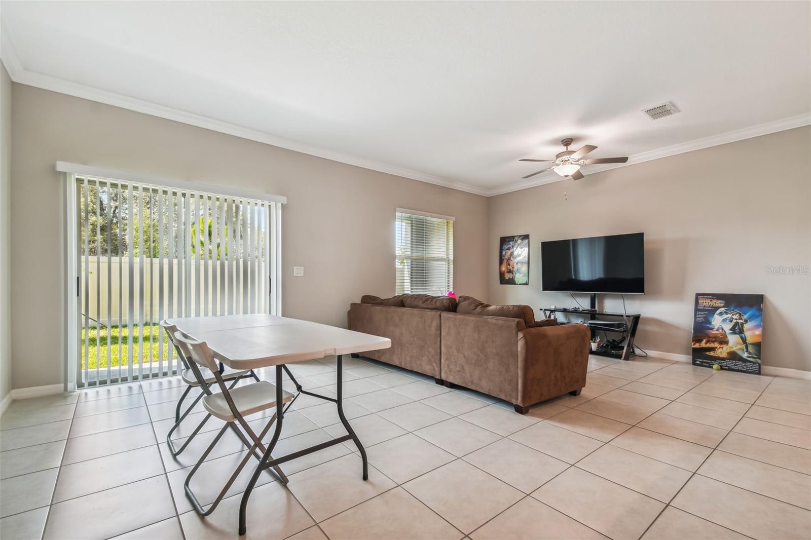 21868 LYONIA LN