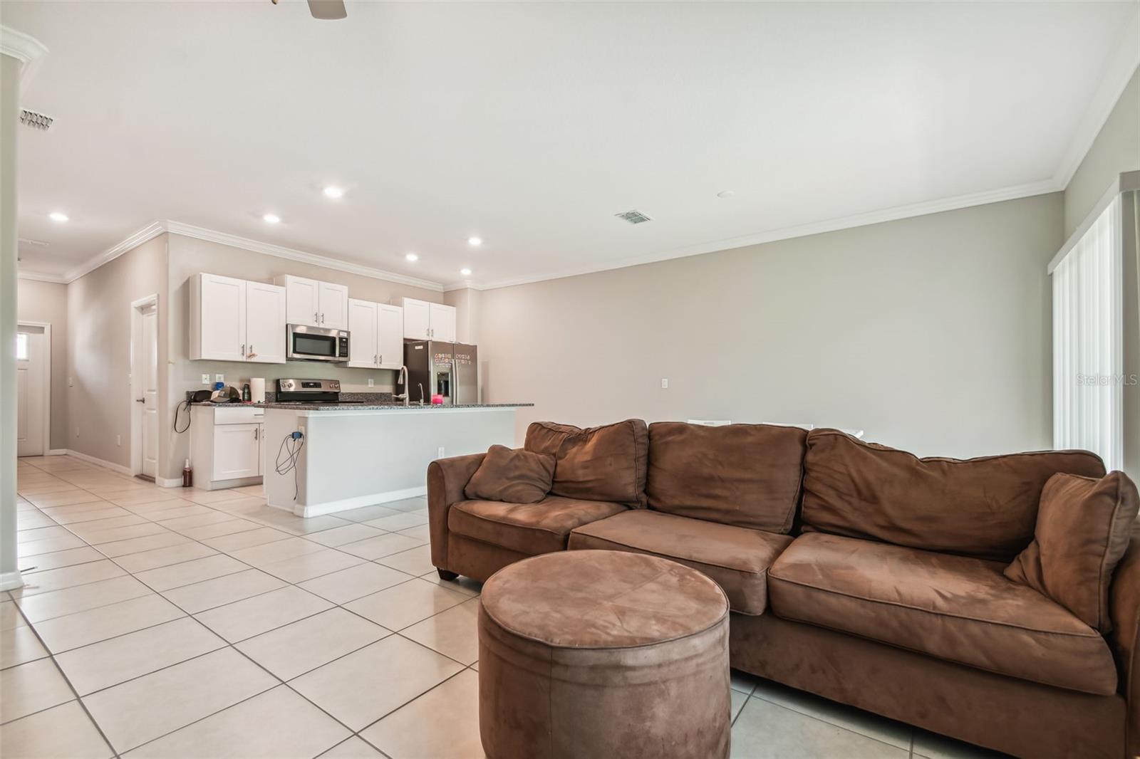 21868 LYONIA LN