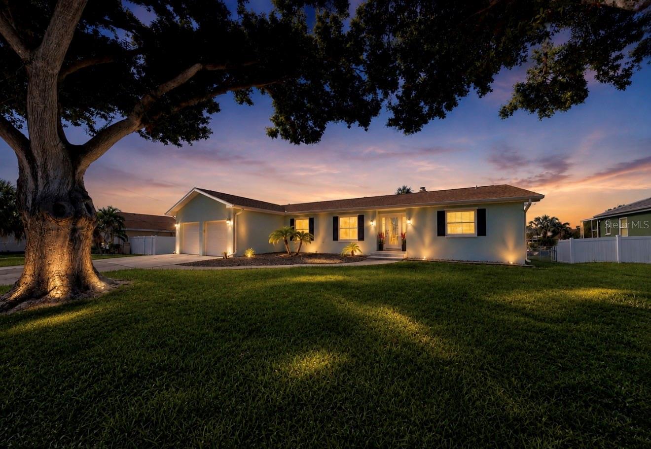 708 Spanish Main Dr, Apollo Beach