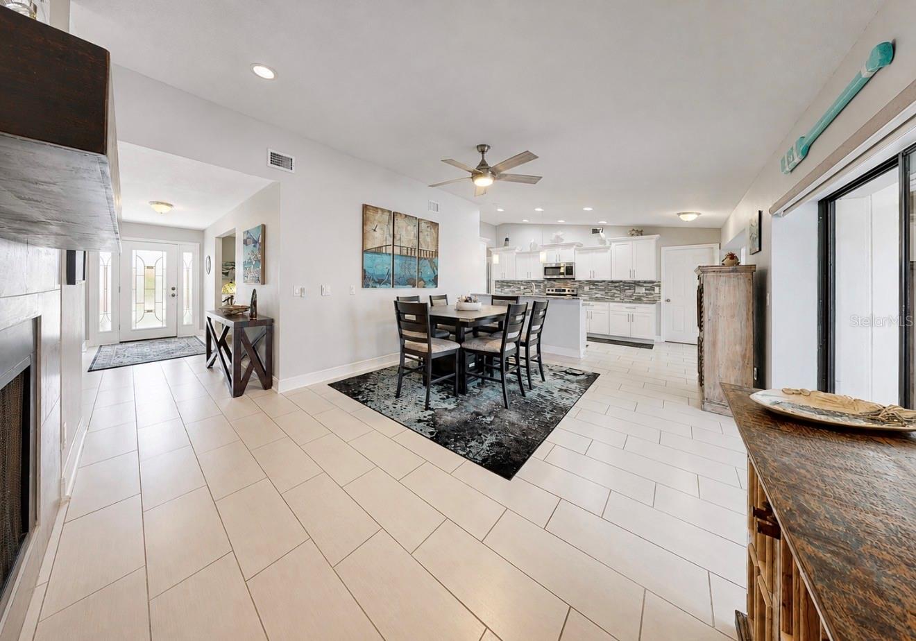 708 SPANISH MAIN DR